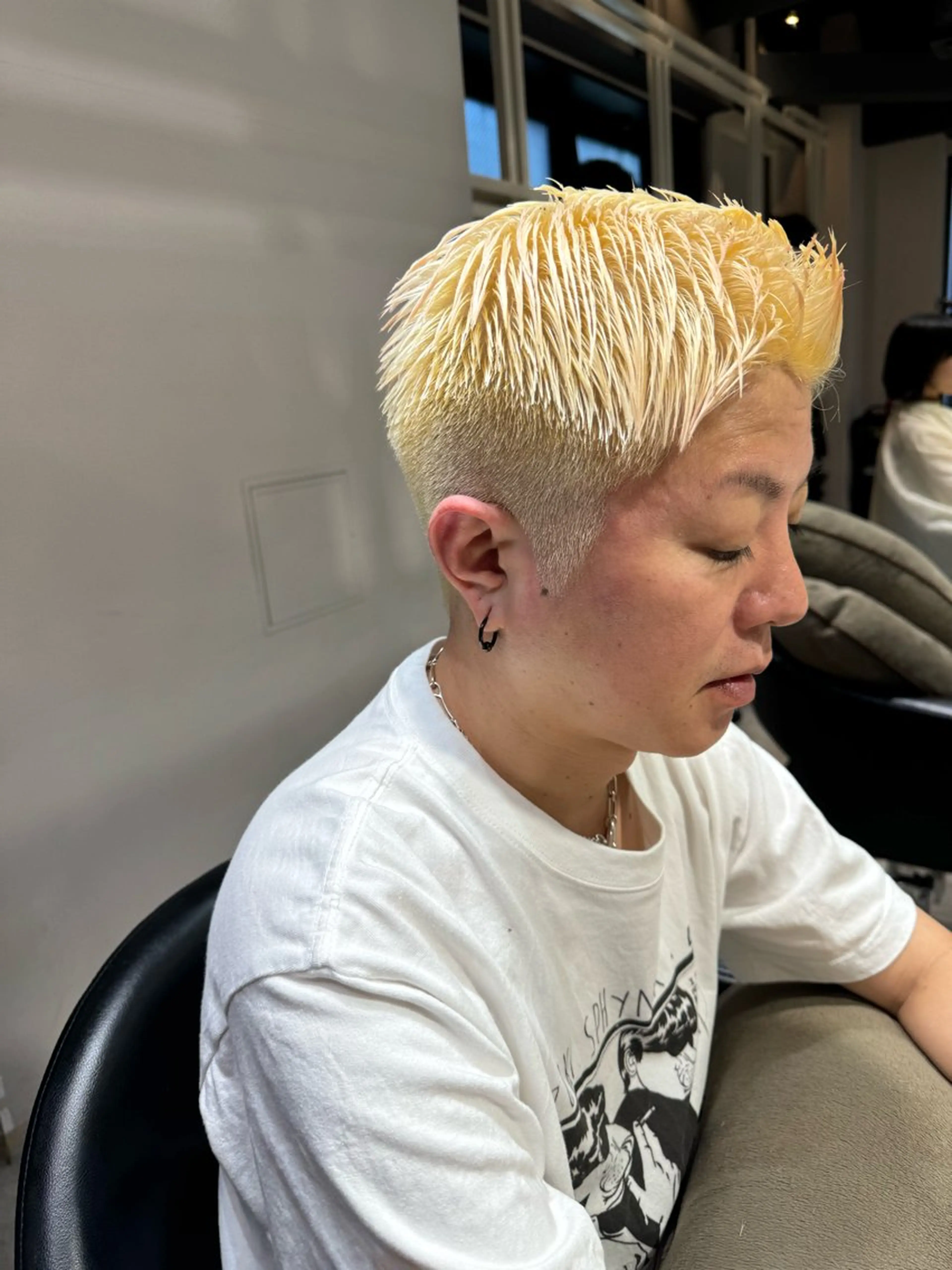 ショート カラー メンズ メンズブリーチ ブリーチ ヘアカラー トリートメント 似合う髪型が 分からない方へのヘアスタイル