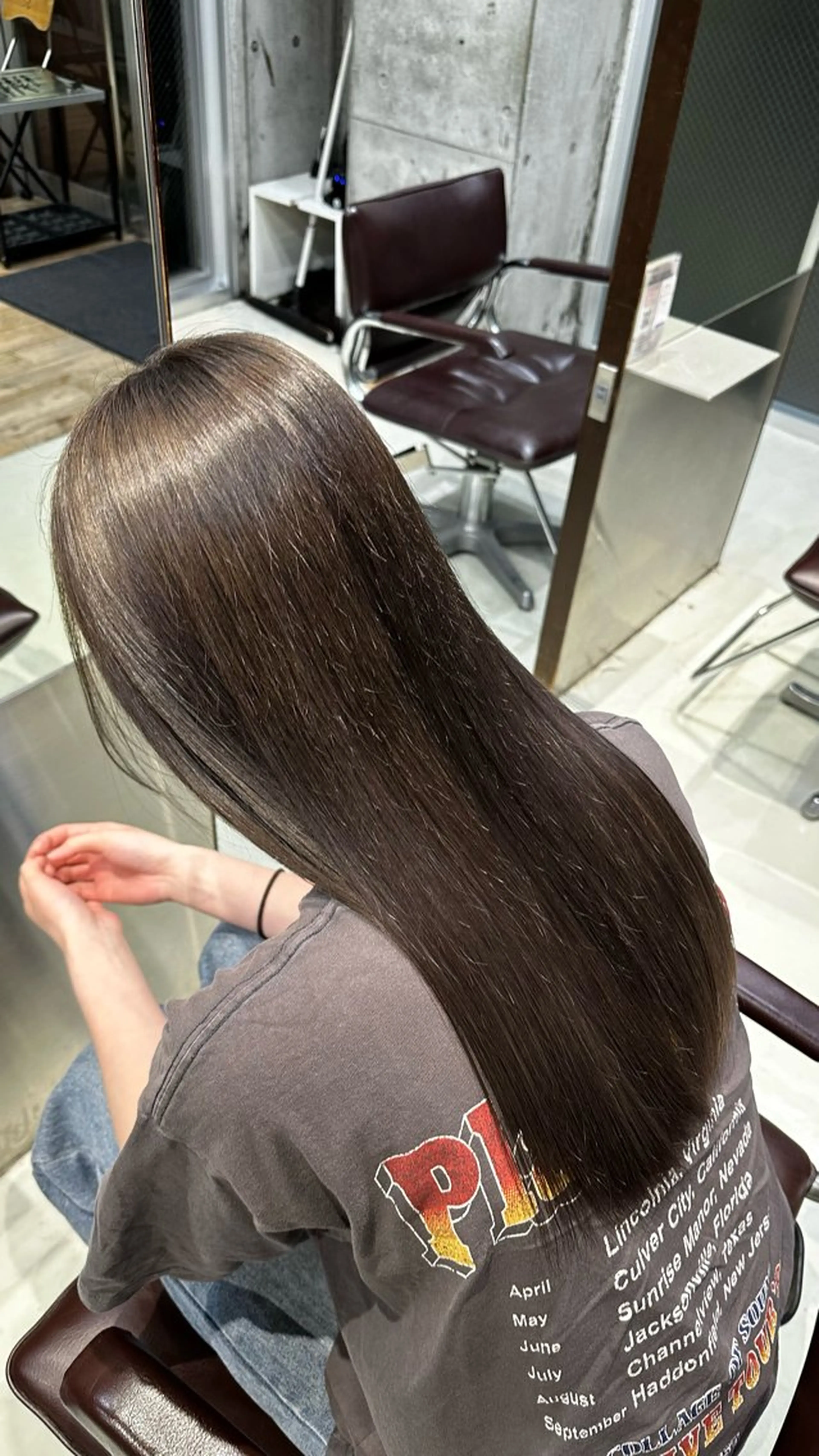 ロング カラー ブリーチ ヘアカラー fifth原宿 宮部蓮のヘアスタイル