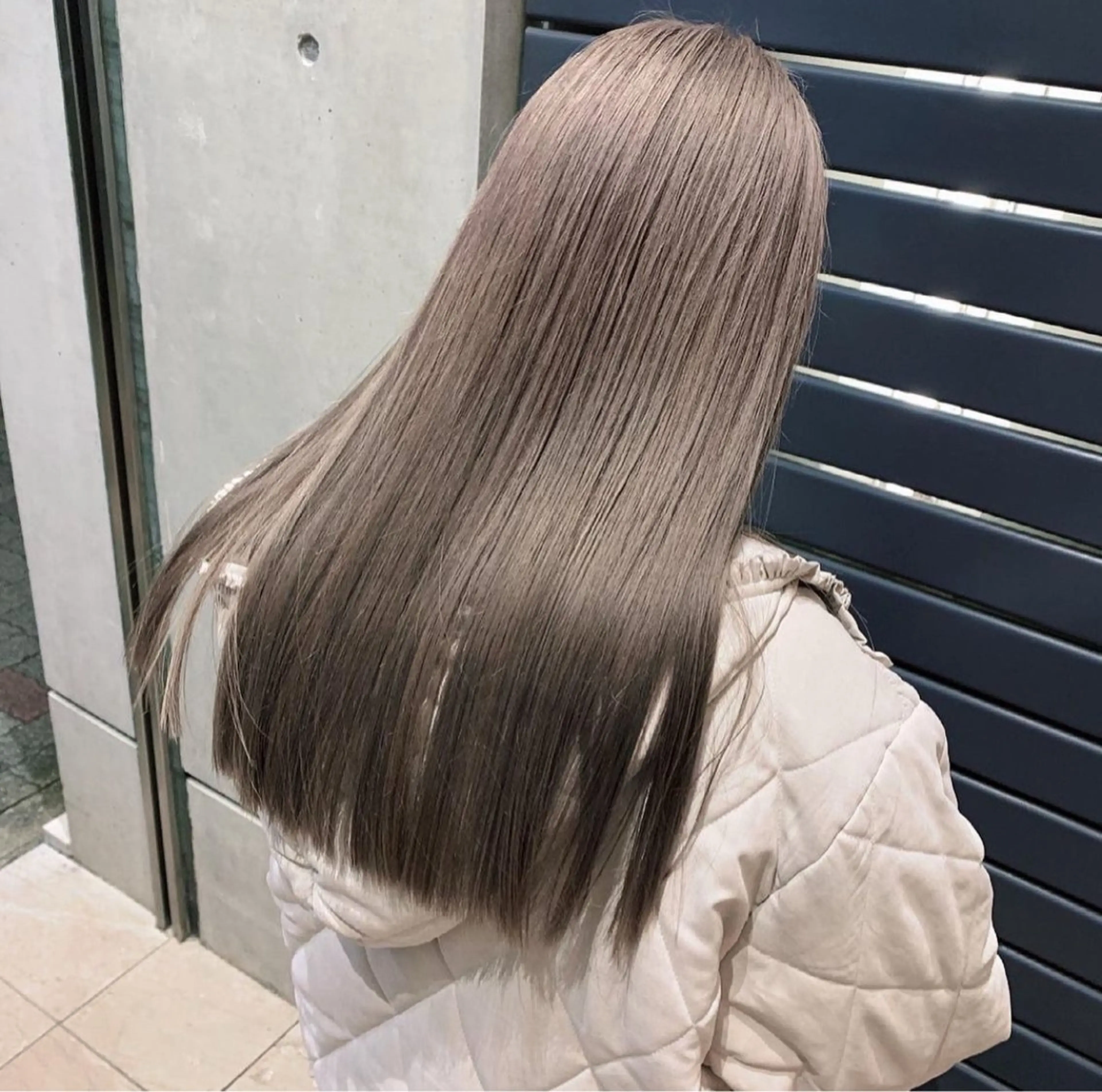 ブリーチカラー＋デトックス🫧ブリーチしてもツヤツヤ髪キープ✨の写真