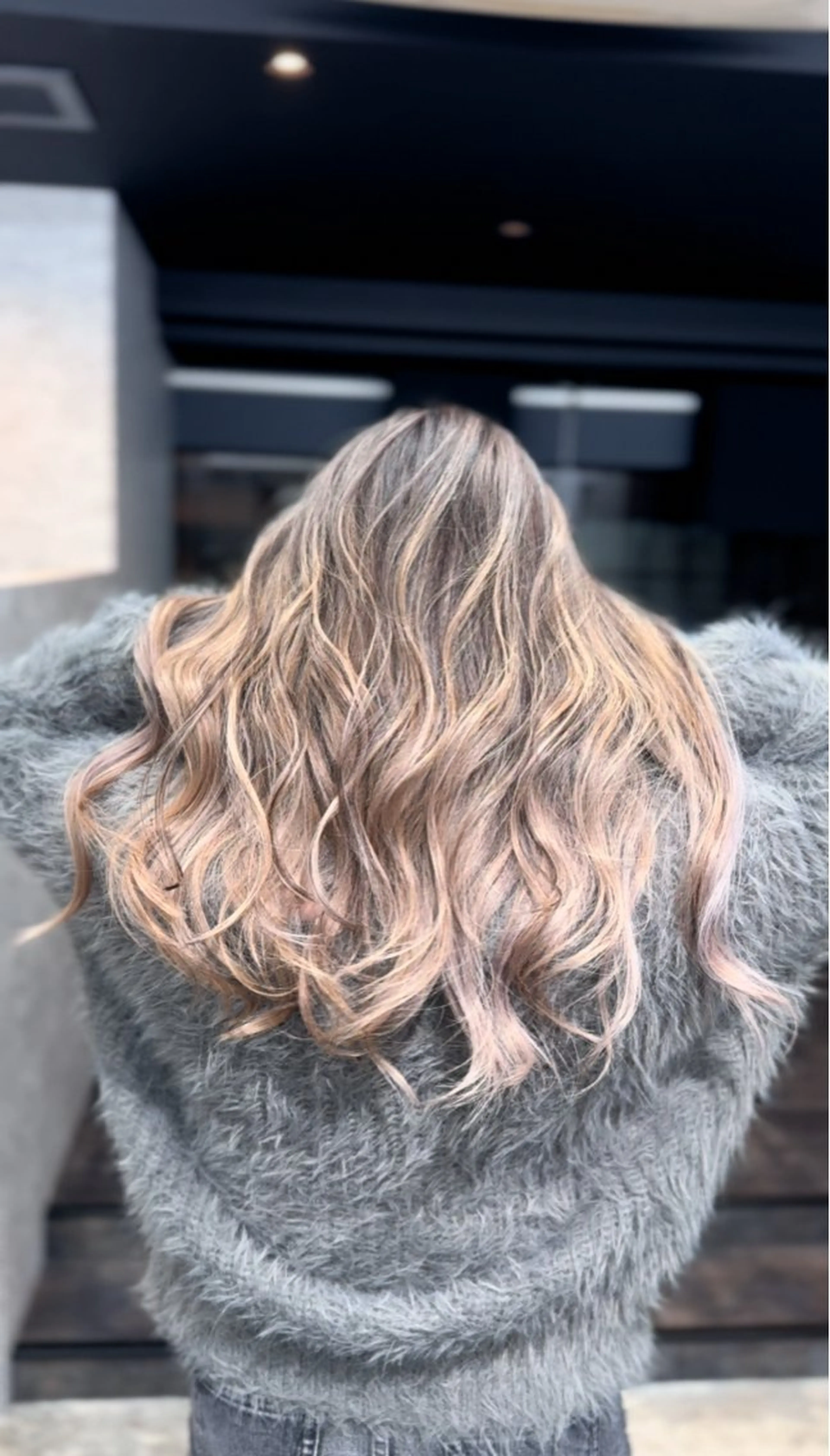 ロング カラー ブリーチ×エクステ 超特化美容師のヘアスタイル