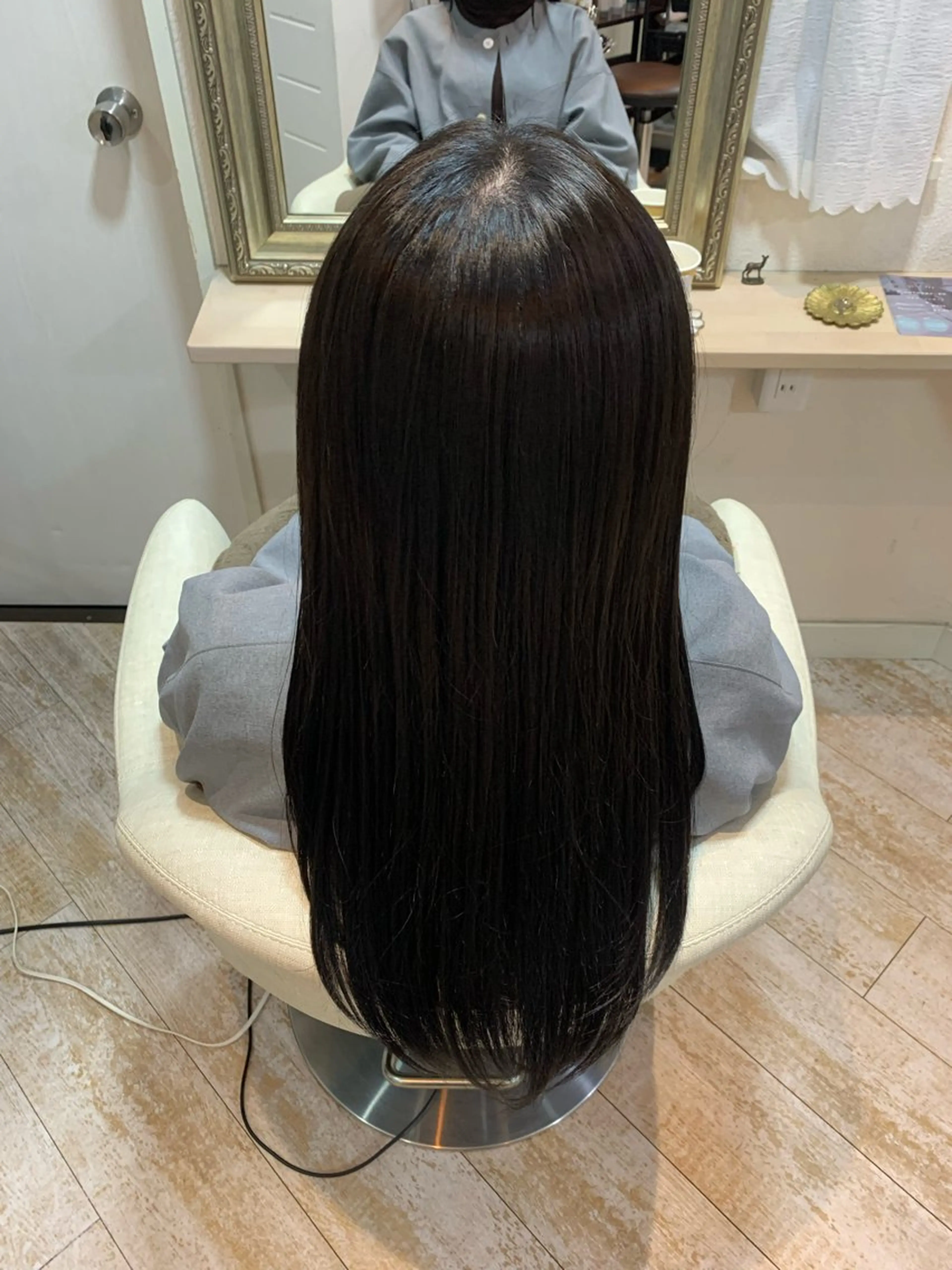 ロング カラー 縮毛矯正 山本 優音のヘアスタイル