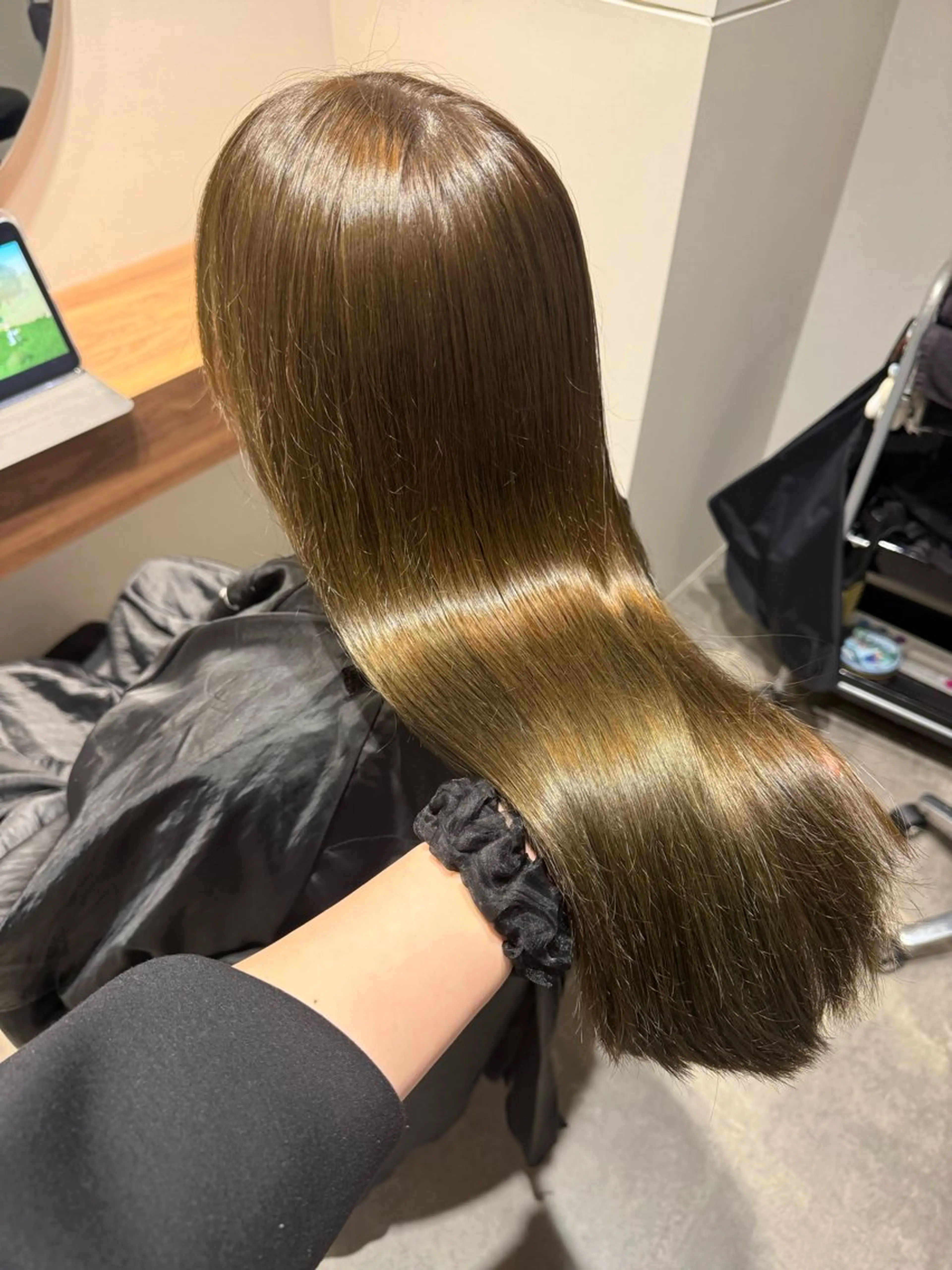 ロング ヘアカラー 濱﨑 紅葉のヘアスタイル