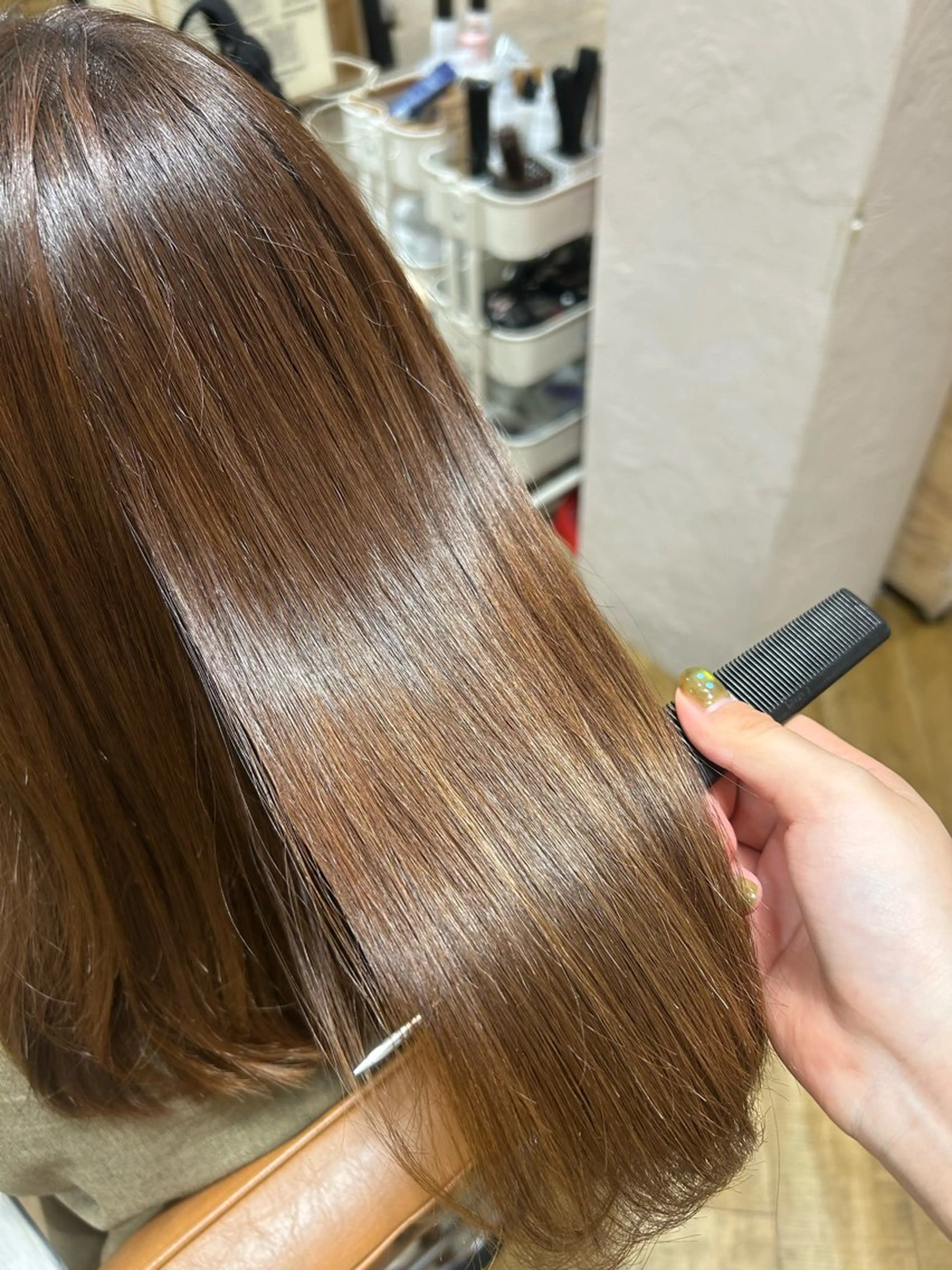 セミロング 髪質改善 縮毛矯正 ヘアカラー 徳永　髪質改善 縮毛矯正のヘアスタイル