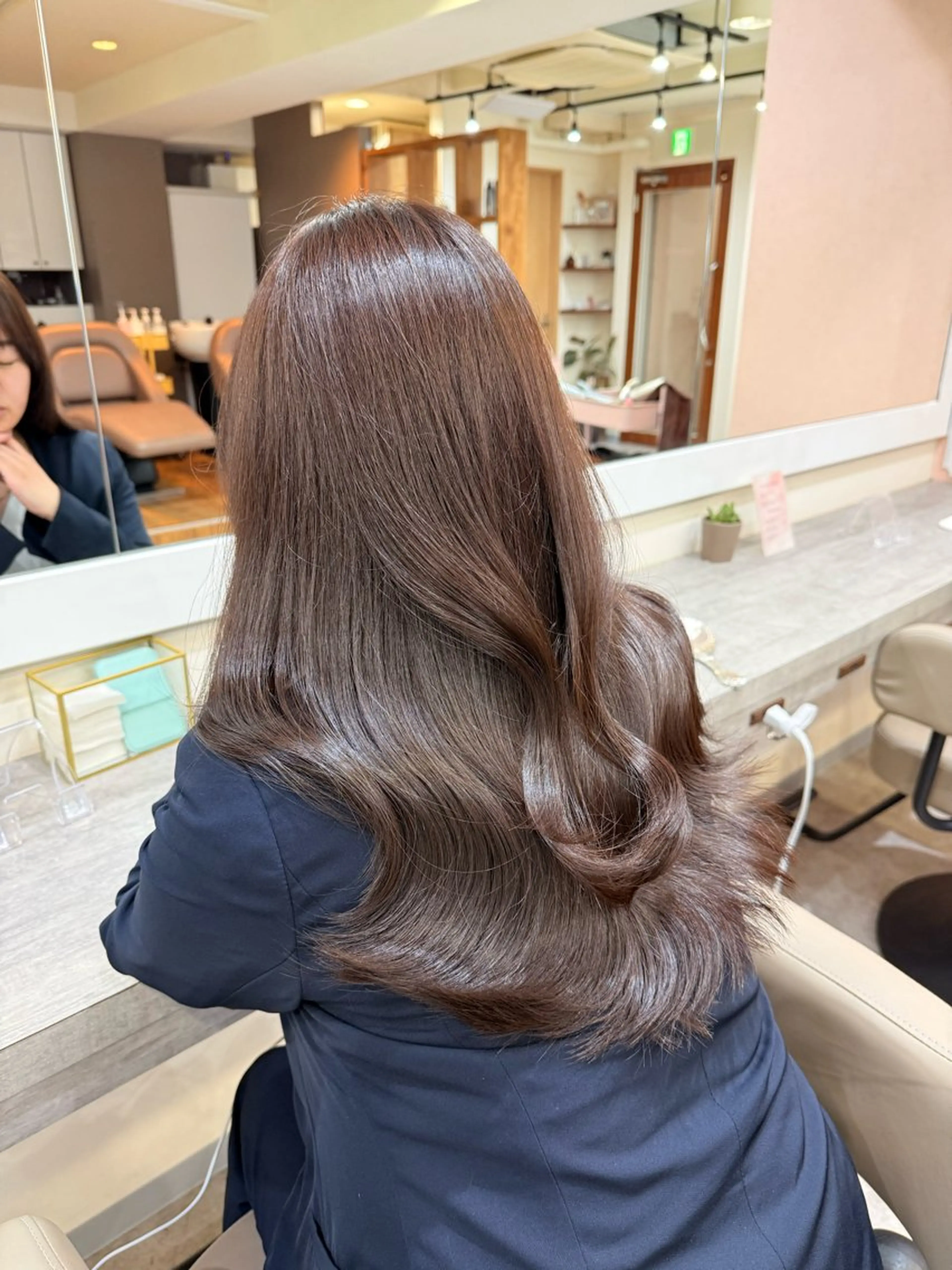 ロング カラー パーマ コテ巻き/パーマ/艶 透明感/荻原凜太郎のヘアスタイル