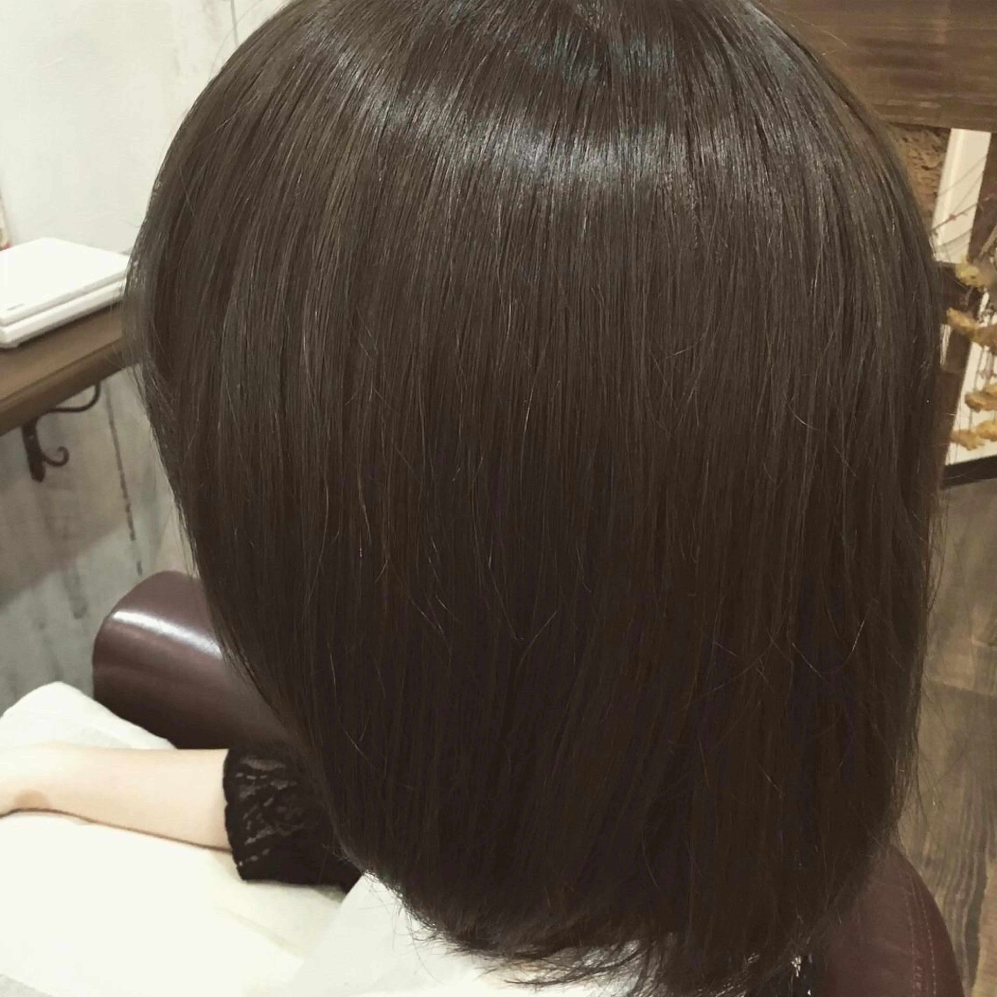 ミディアム カラー 金崎 新吾のヘアスタイル
