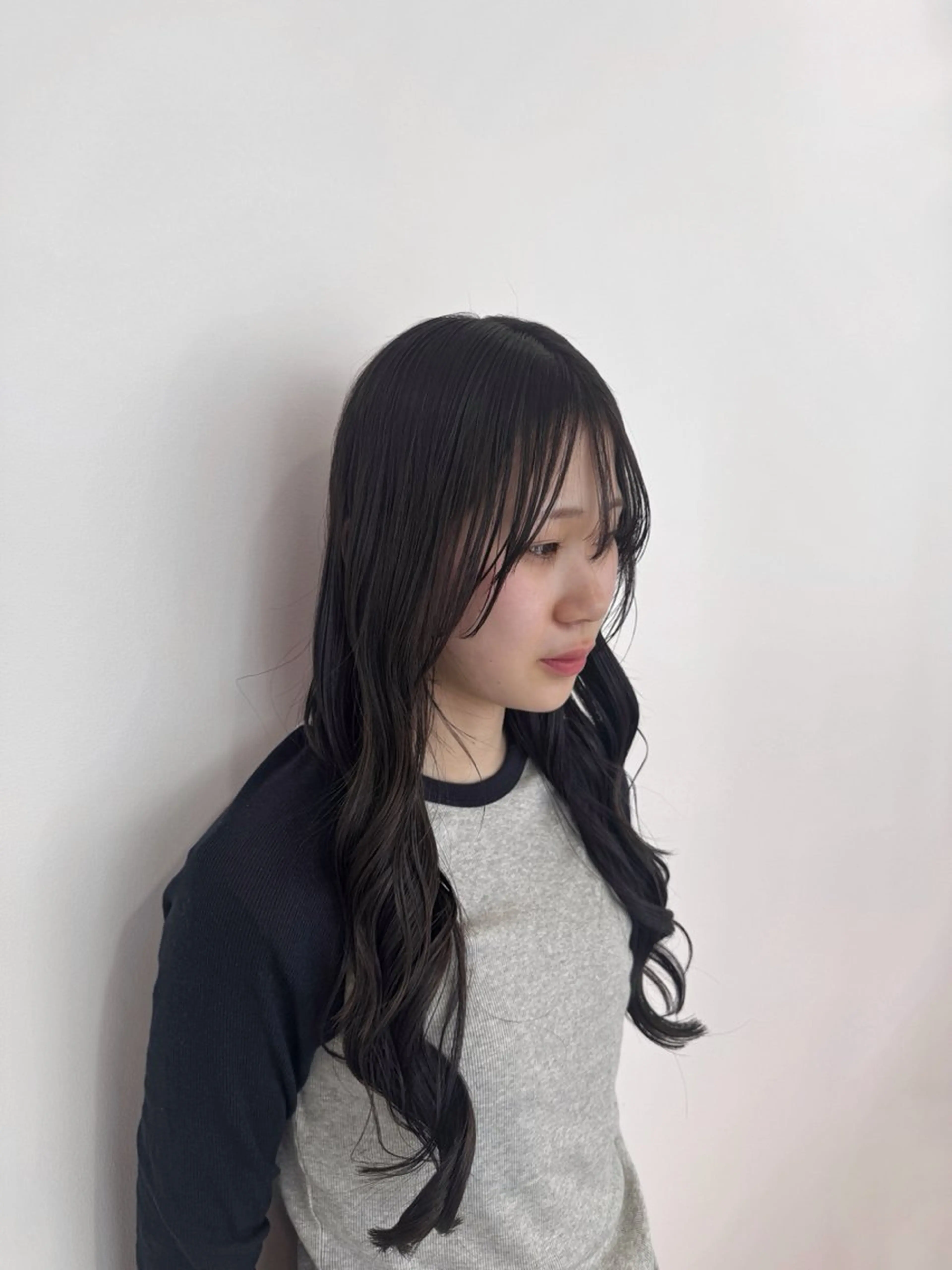 ロング 顔周りカット 髪質改善 韓国風ヘア レイヤーカット 縮毛矯正 ヘアカラー ★韓国トレンドカット ★むなかたももかのヘアスタイル