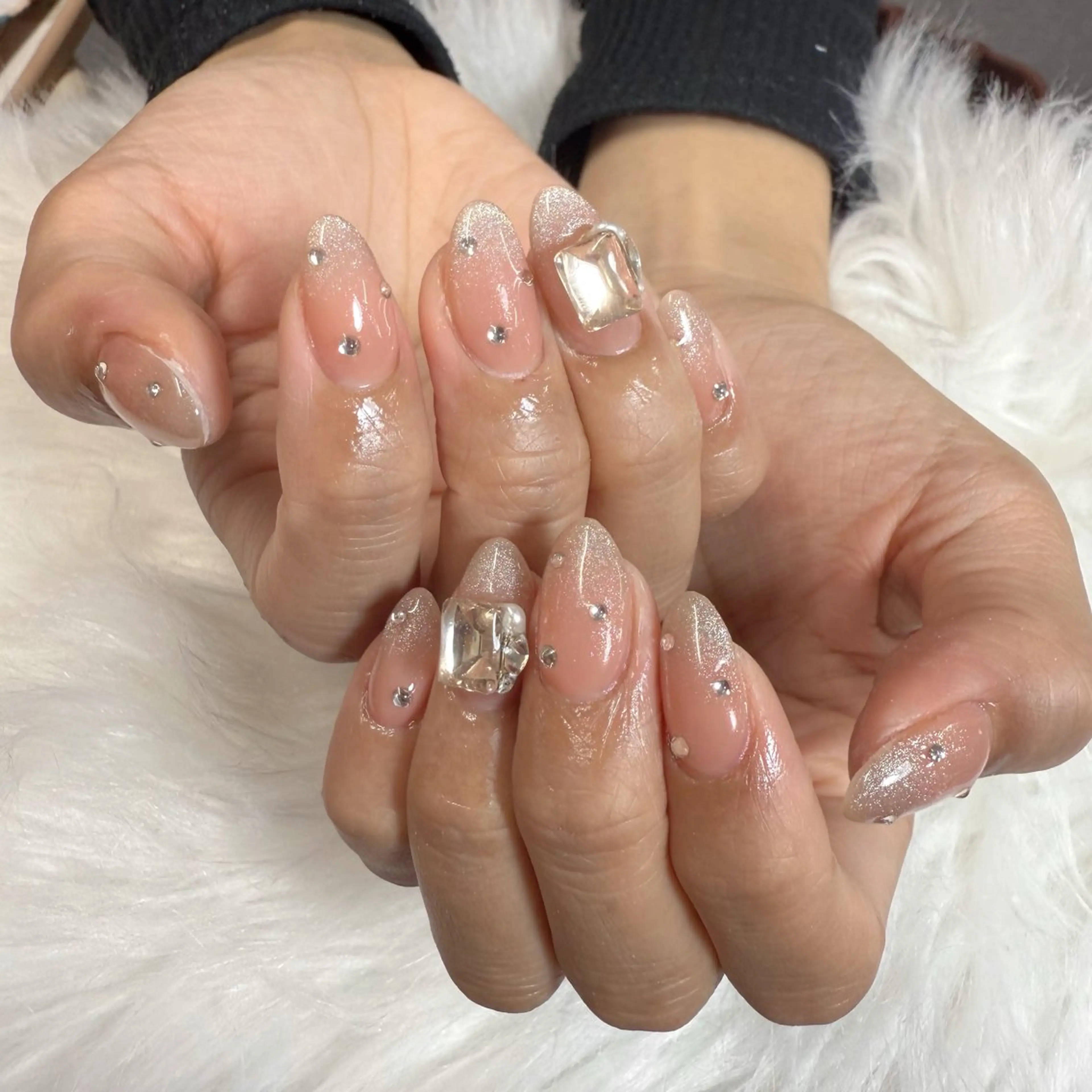 ネイル ハンドネイル 🎀nana🫧 ワンホンネイル🎀のネイルデザイン