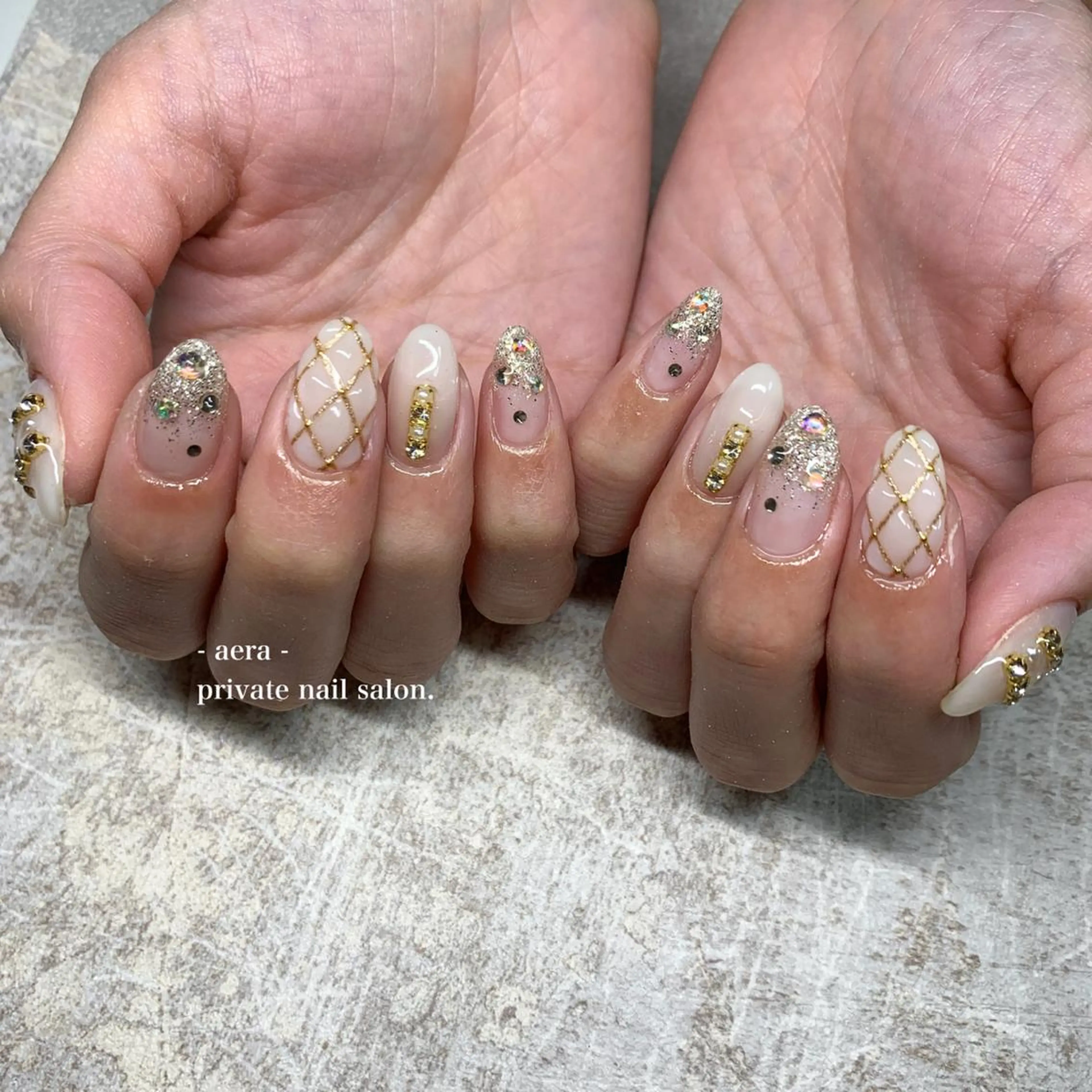 ネイル AERA nail shino🐱⸝꙳のネイルデザイン