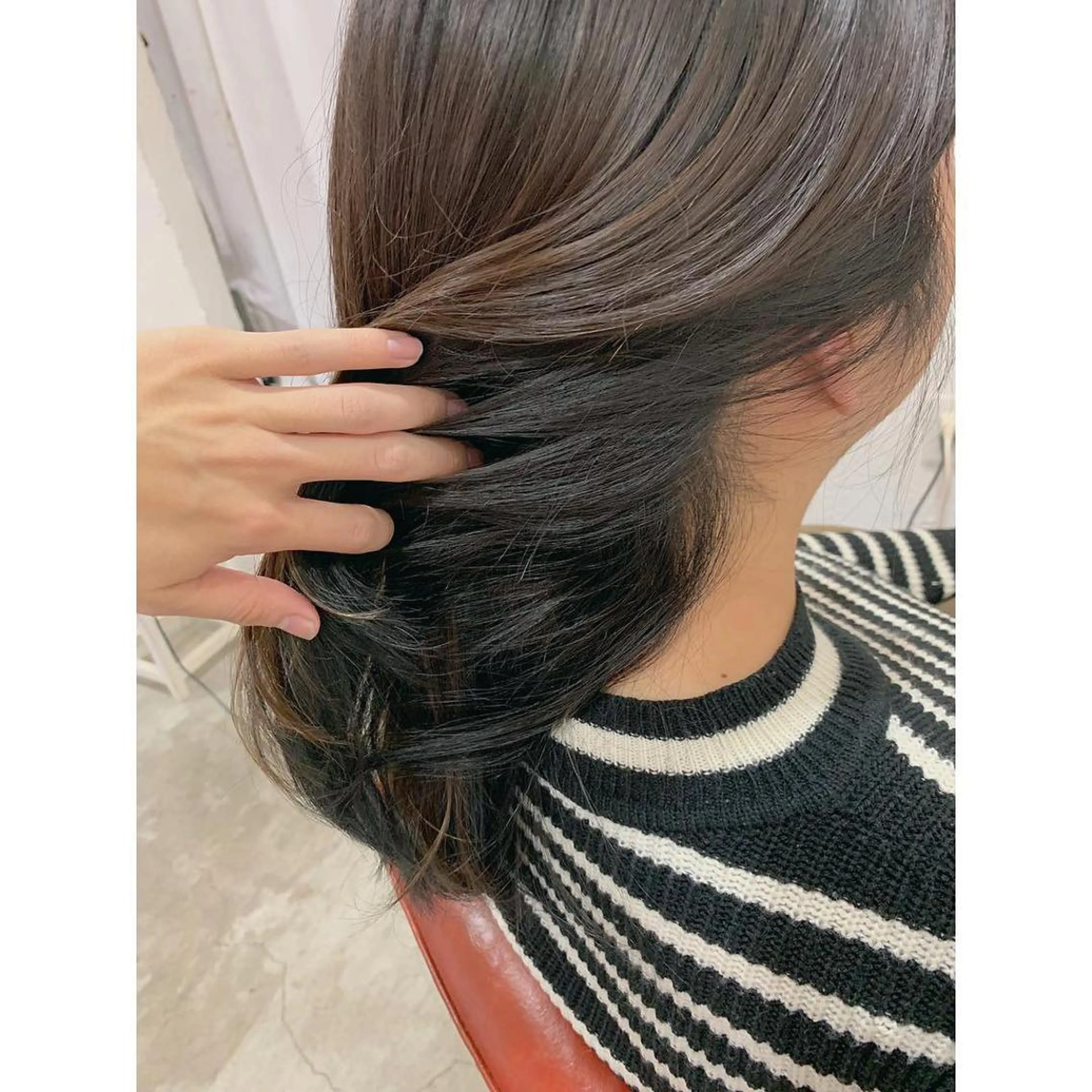 セミロング カラー インナーカラー カット ヘアカラー fio マナミのヘアスタイル