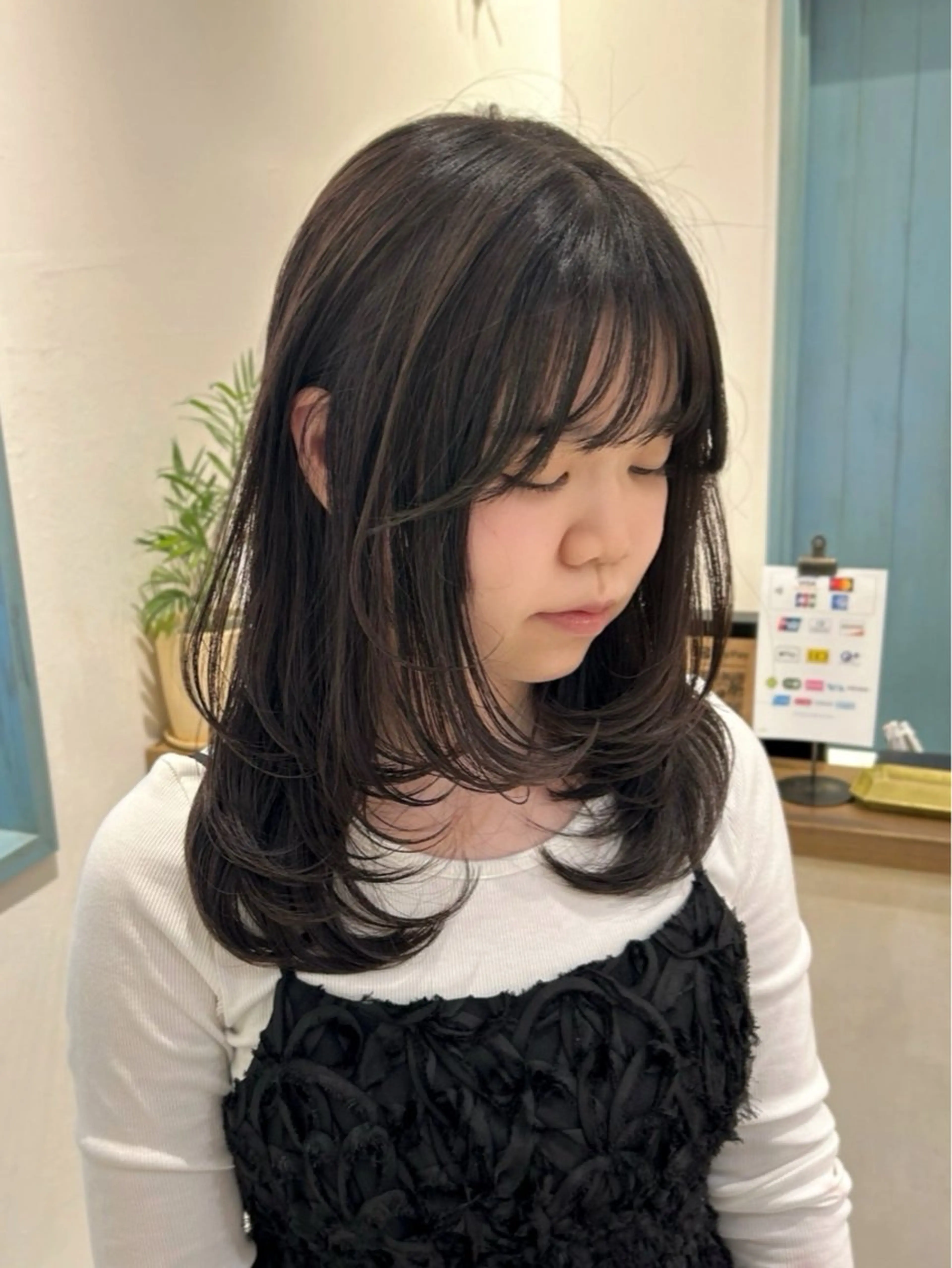 ミディアム 透明感カラー 🩷ྀིAYAKAのヘアスタイル