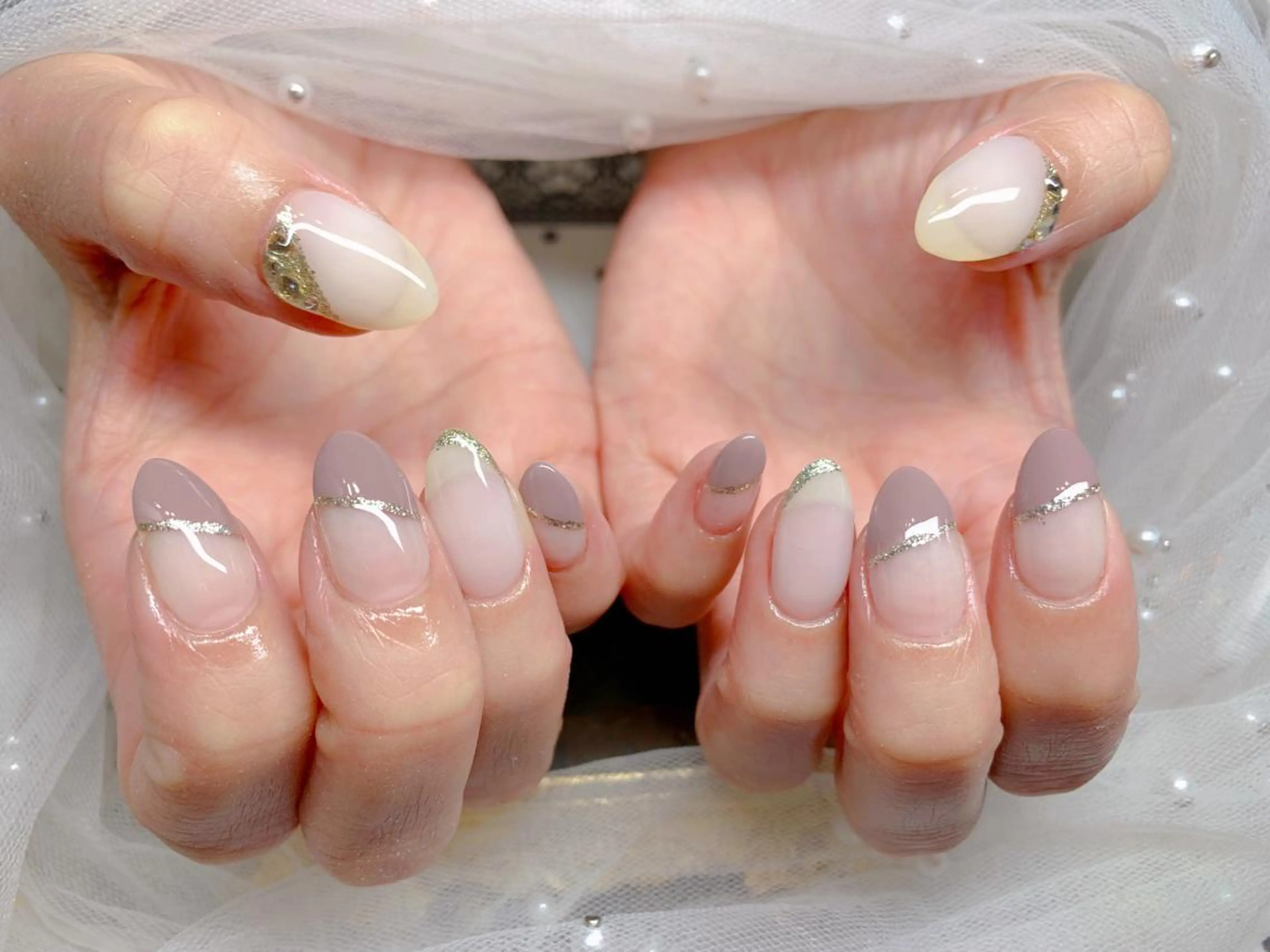 ネイル ハンドネイル マジック ミラーのネイルデザイン