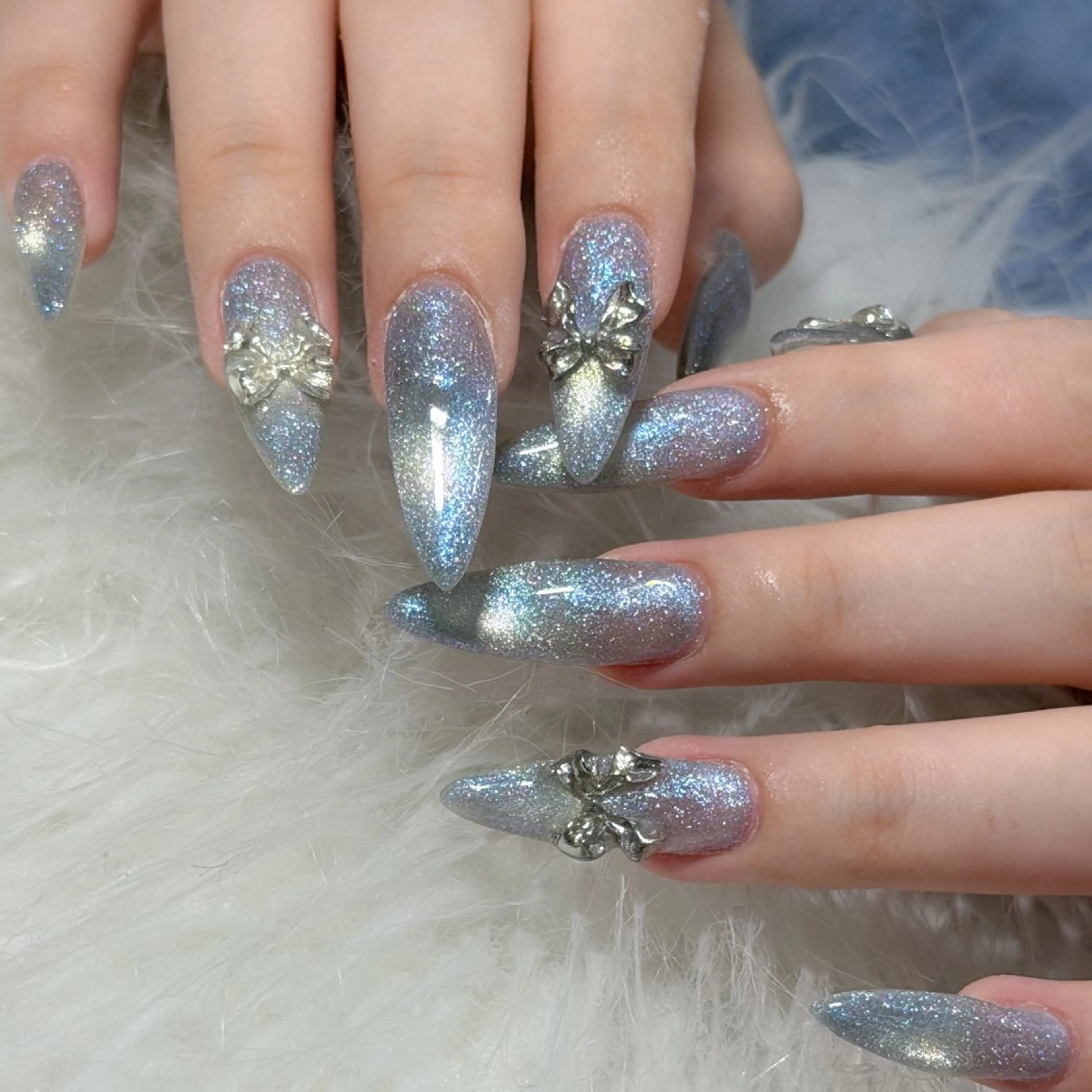 ネイル ハンドネイル フットネイル LAVISH nanamiのネイルデザイン