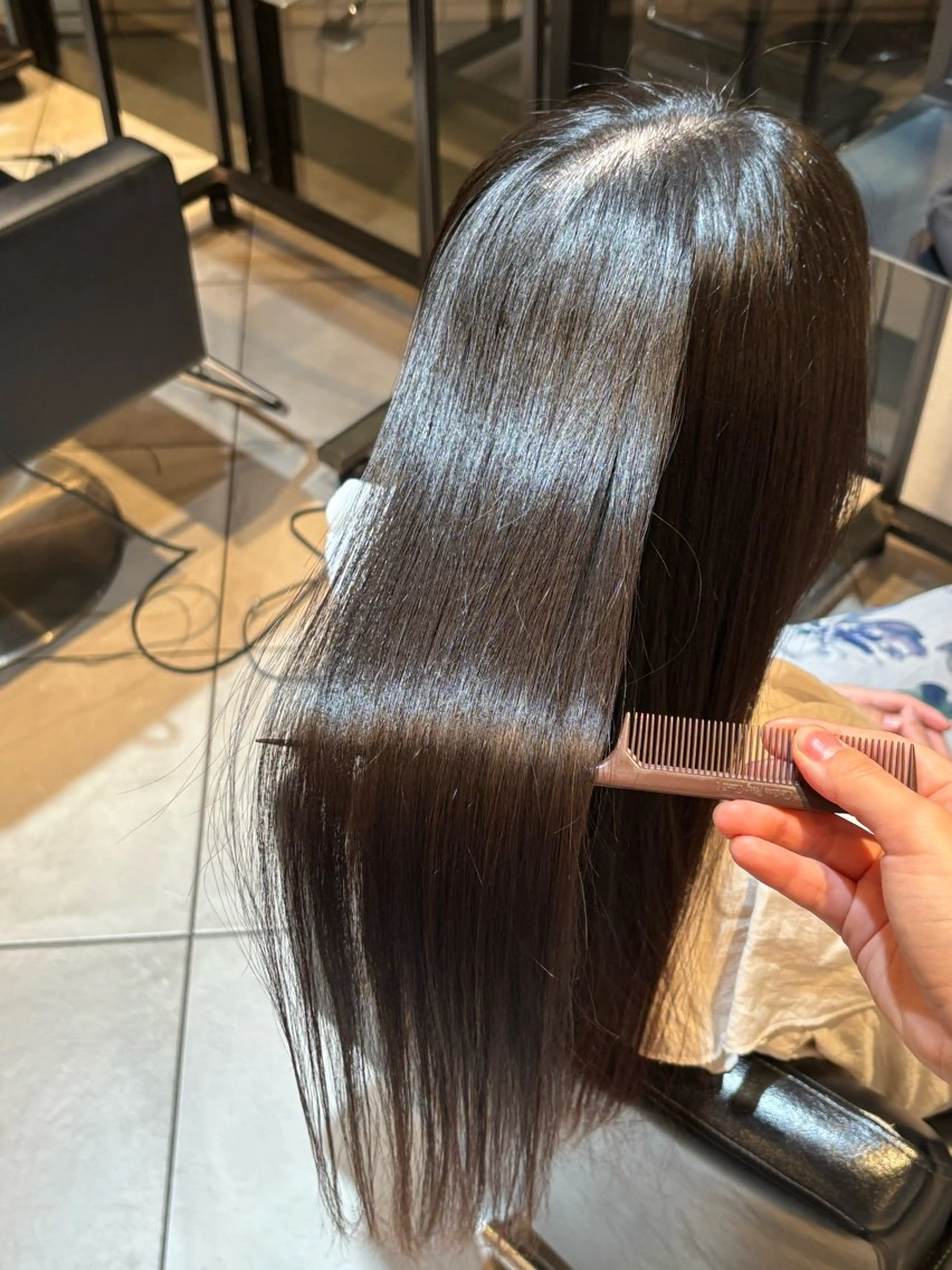 ロング 🐏Yuna＊透明感 ハイトーンカラー✨のヘアスタイル