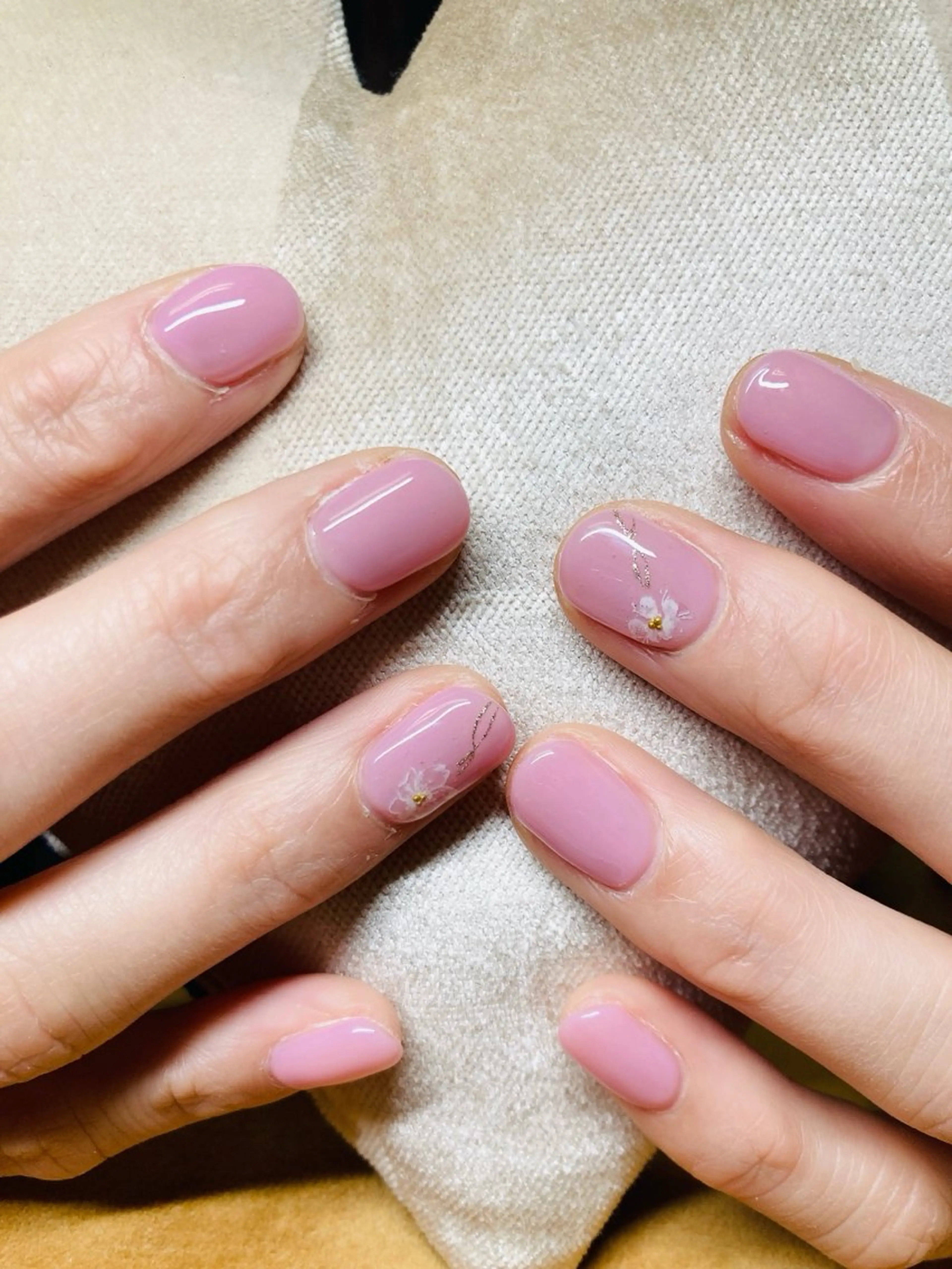 ネイル 寺山 千鶴のネイルデザイン