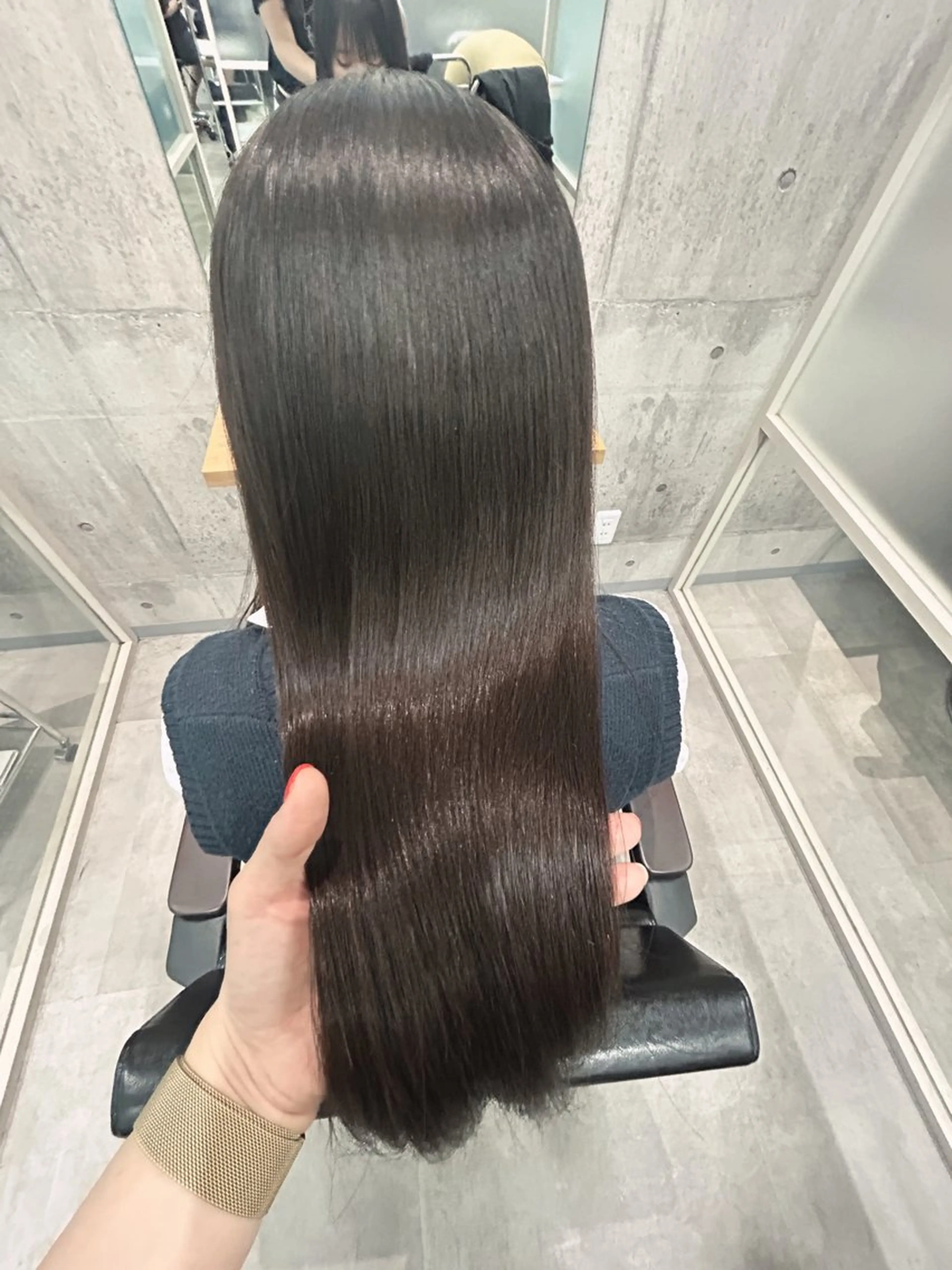 ロング 縮毛矯正 佐原なつみ ／newi赤羽のヘアスタイル