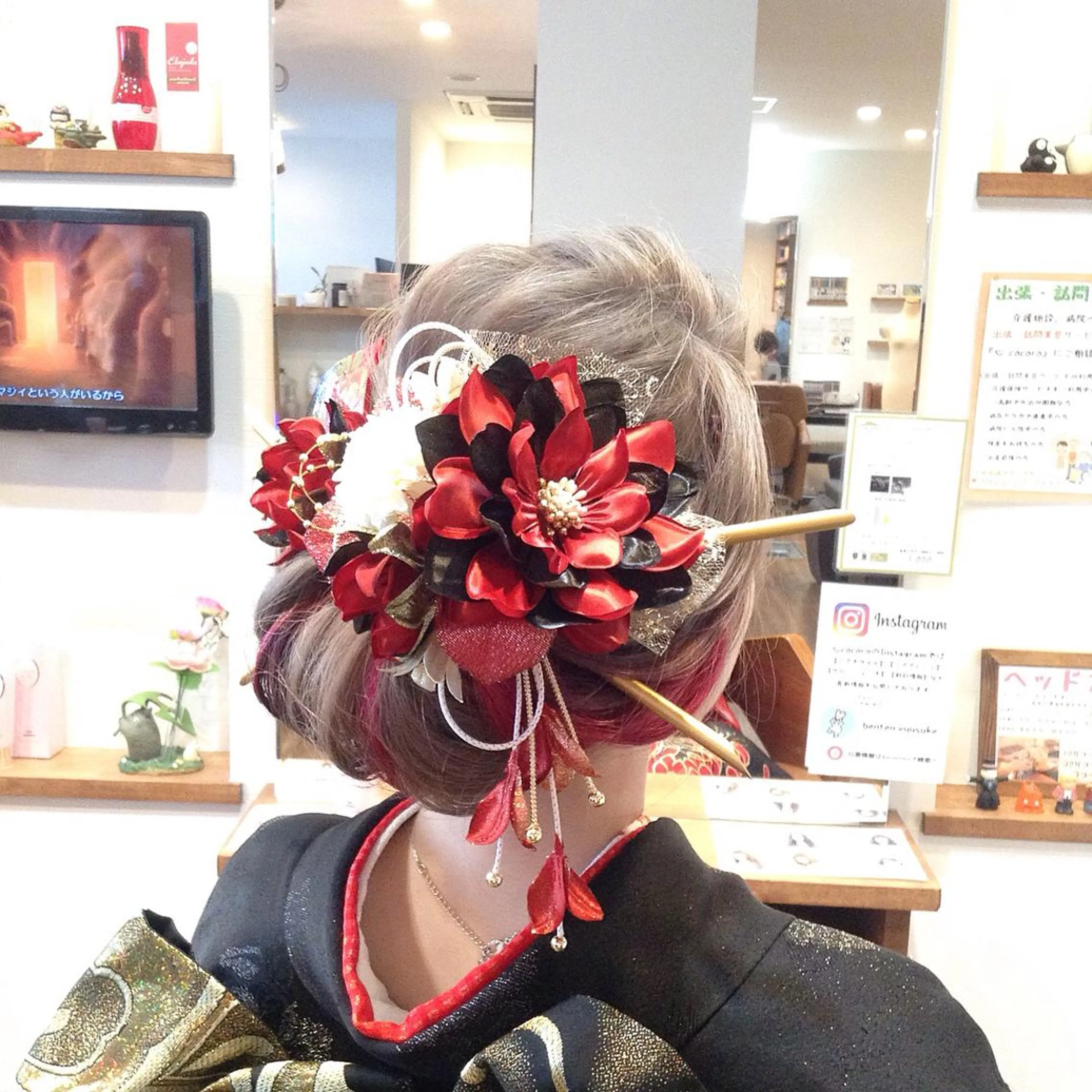 ロング カラー アディクシーカラー ダブルカラー ハイライトカラー イルミナカラー 3Dハイライト カット ヘアカラー トリートメント 辨天 勇介のヘアスタイル