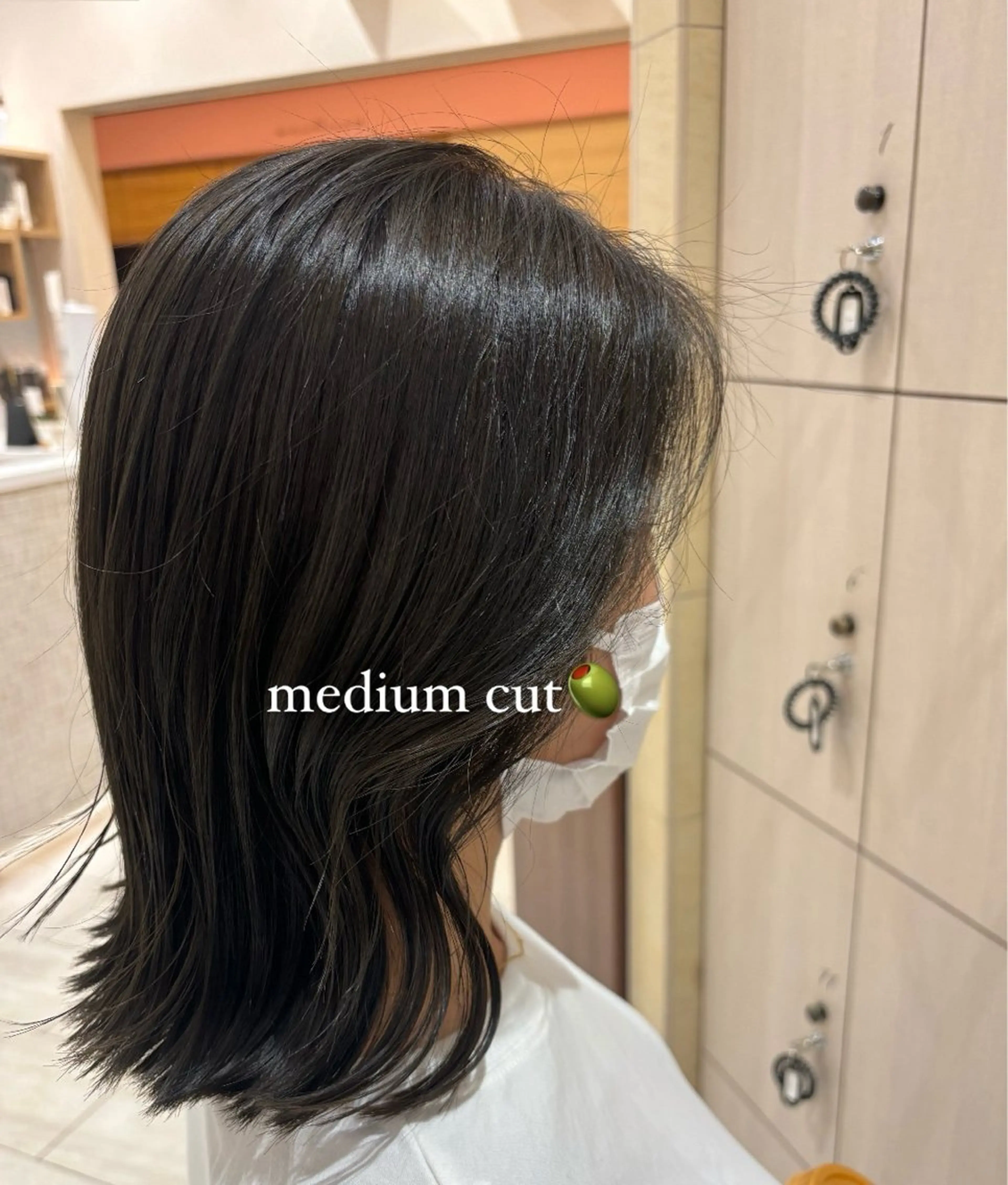 ミディアム 外ハネヘア 小竹 夏花のヘアスタイル