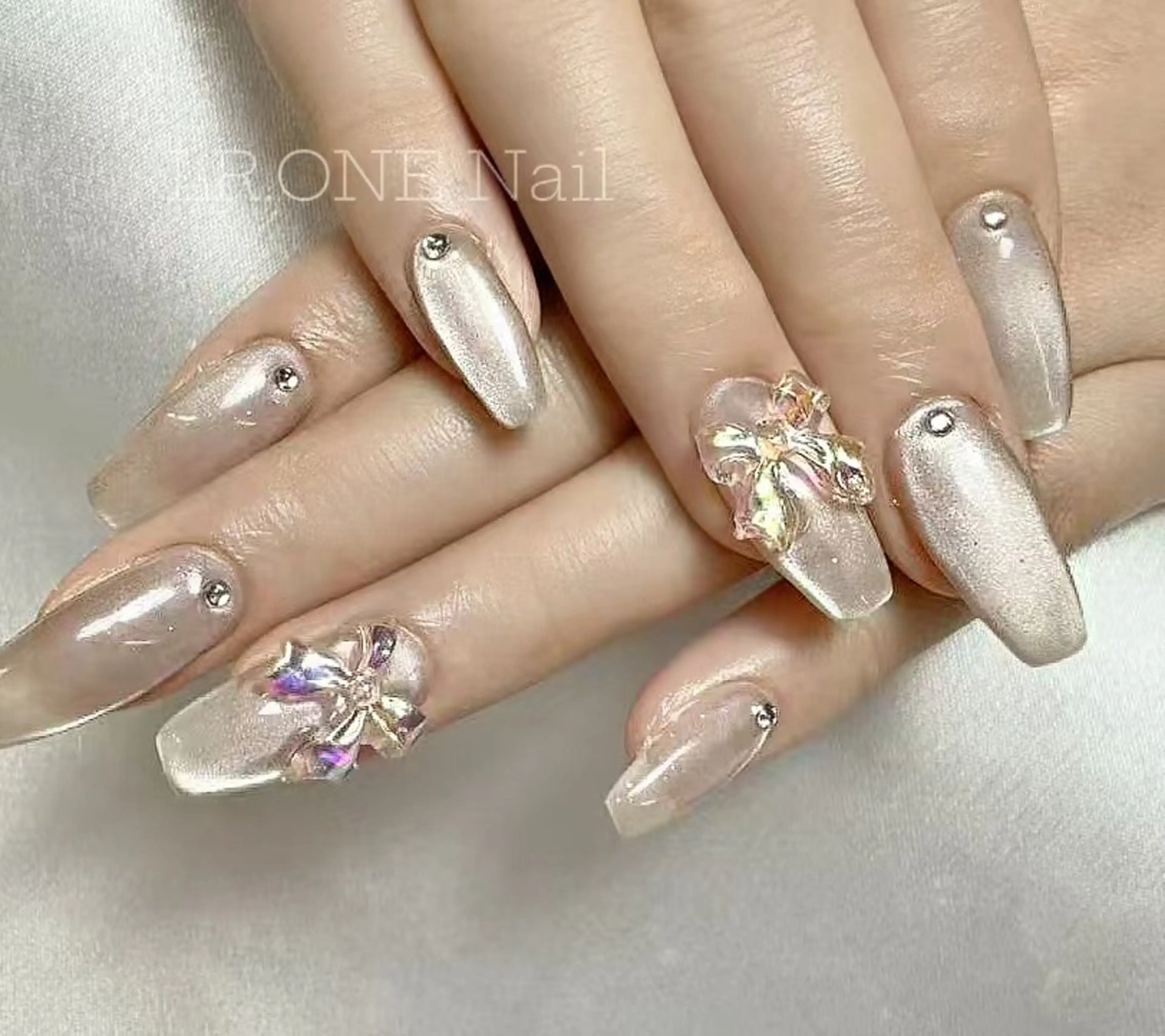 ネイル LR.ONE ヨウのネイルデザイン