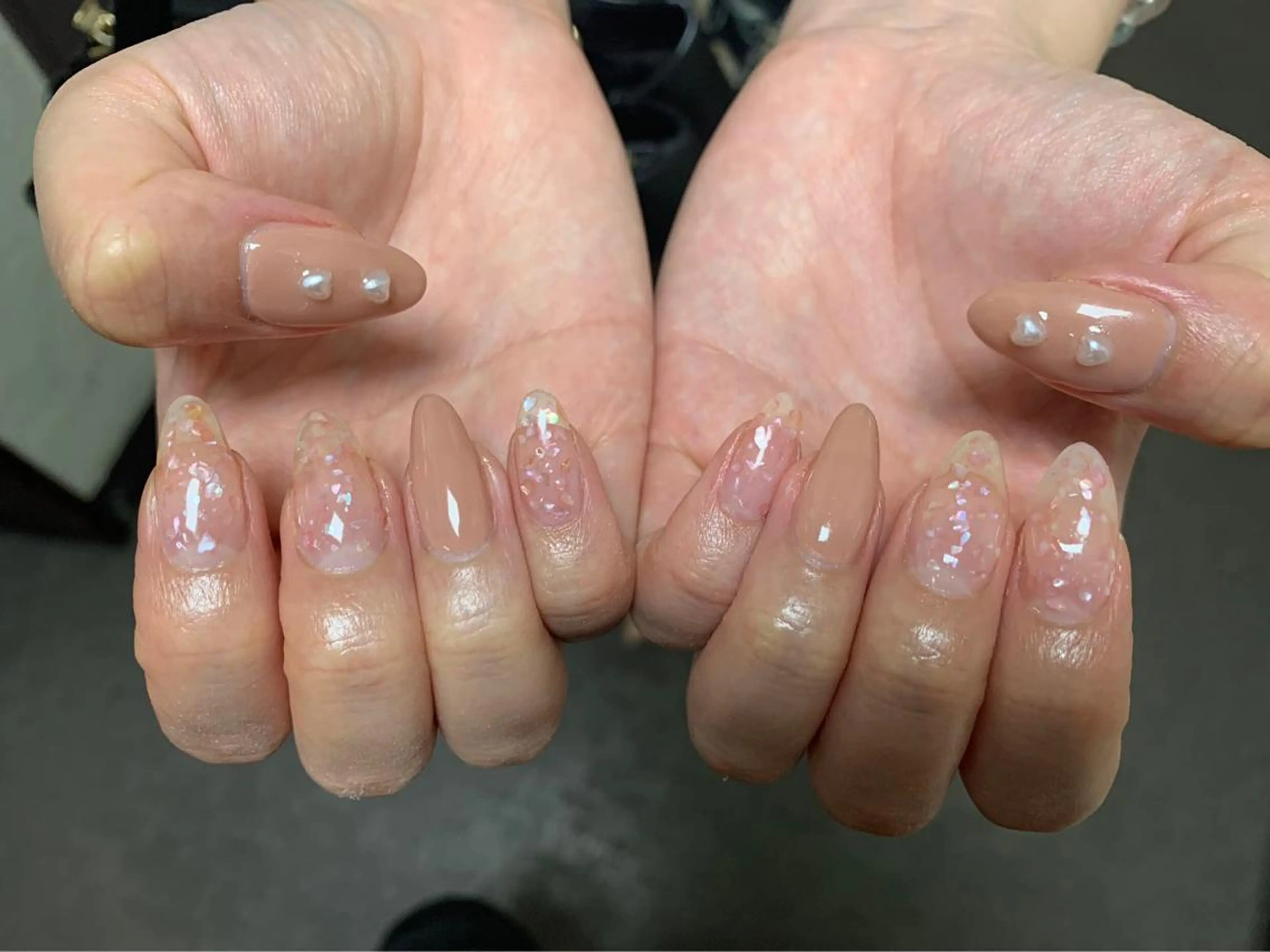 ネイル Ui_Amor (パラジェル)のネイルデザイン