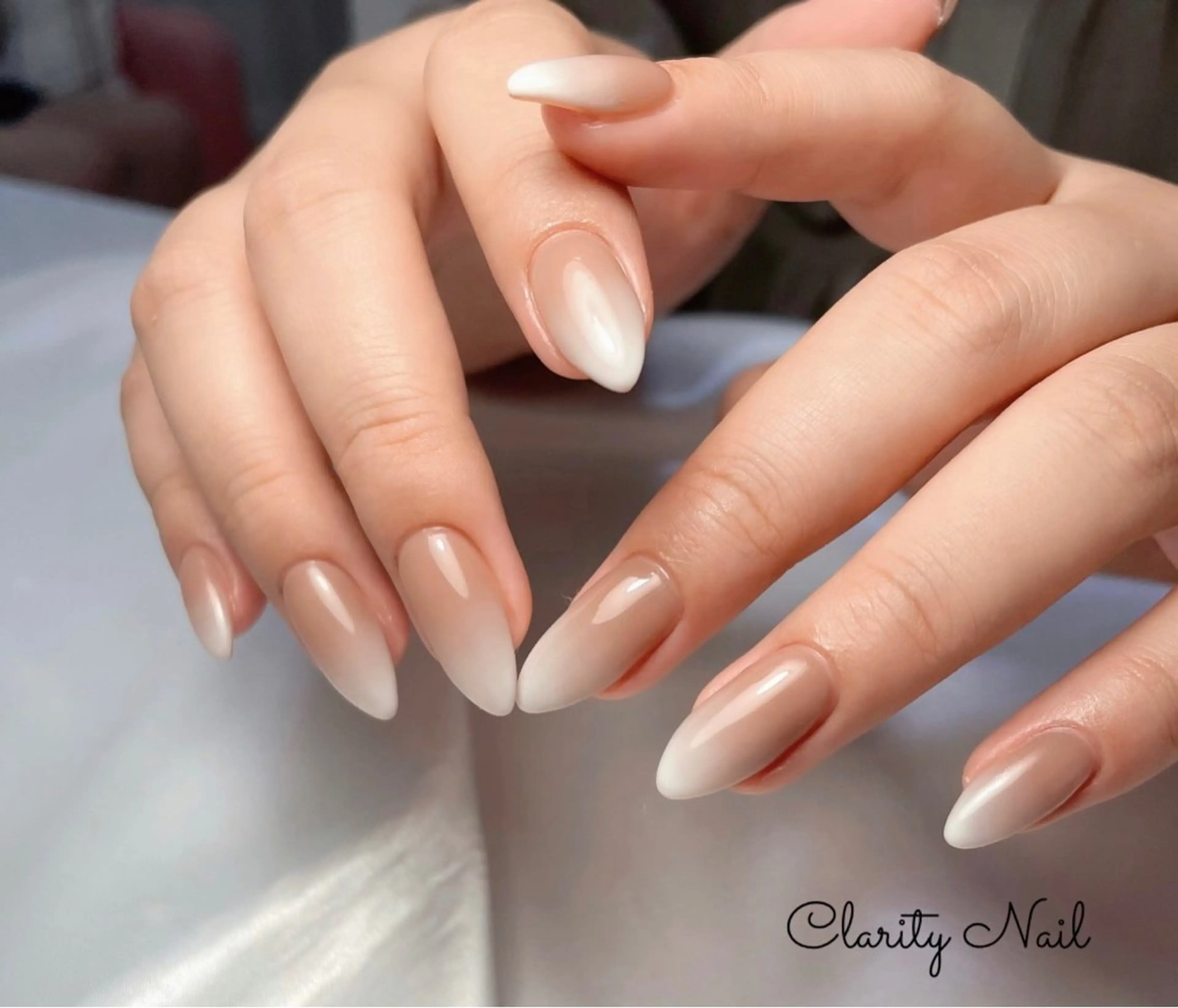 ネイル グラデーション ハンドネイル Clarity Nailのネイルデザイン