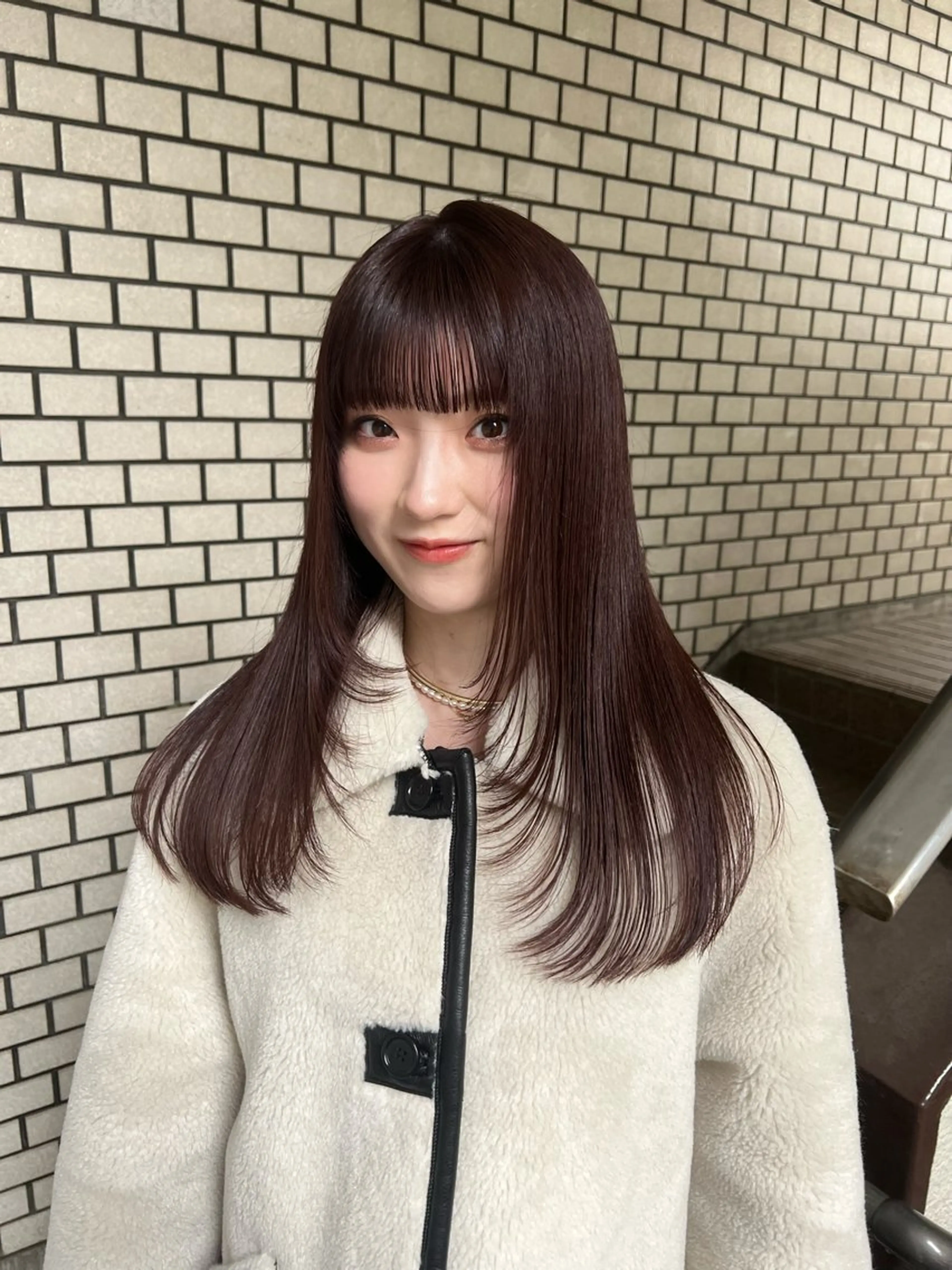 セミロング レイヤーカット まろやか透明感カラー ♡MANAのヘアスタイル