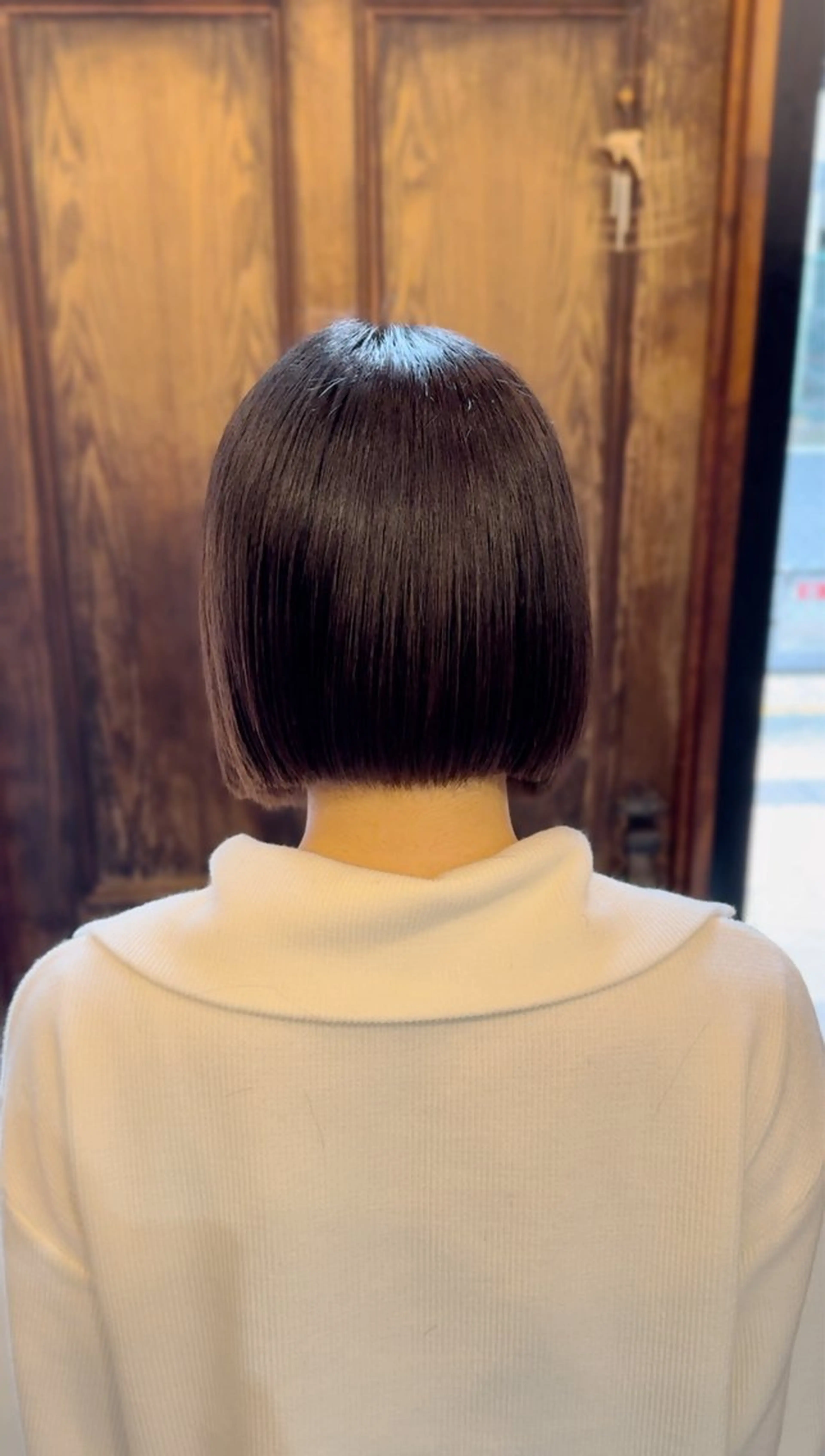 ショート ストンボブ/ 縮毛矯正/岩澤脩太のヘアスタイル