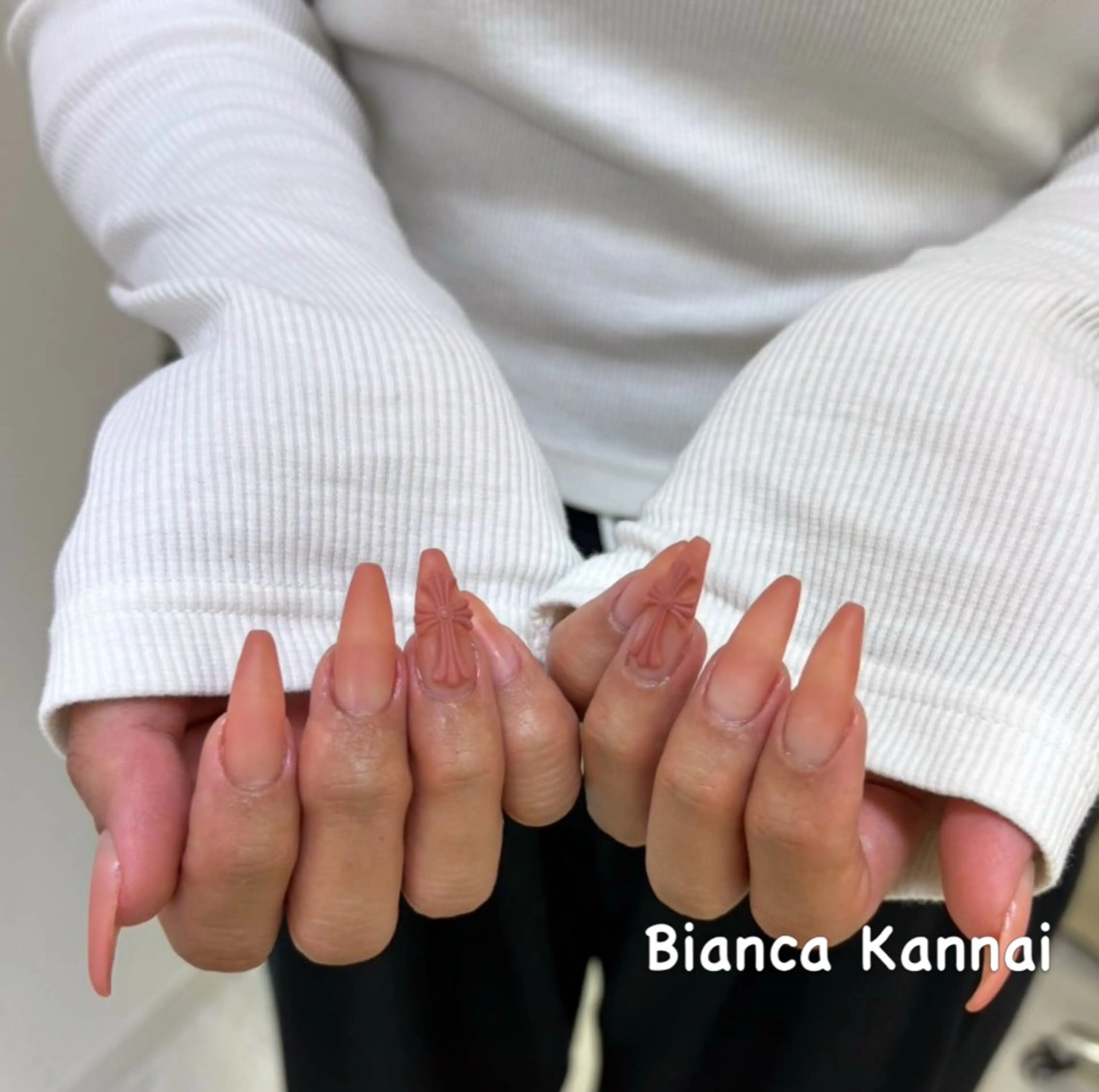 ネイル ハンドネイル Bianca SAITO🌺のネイルデザイン