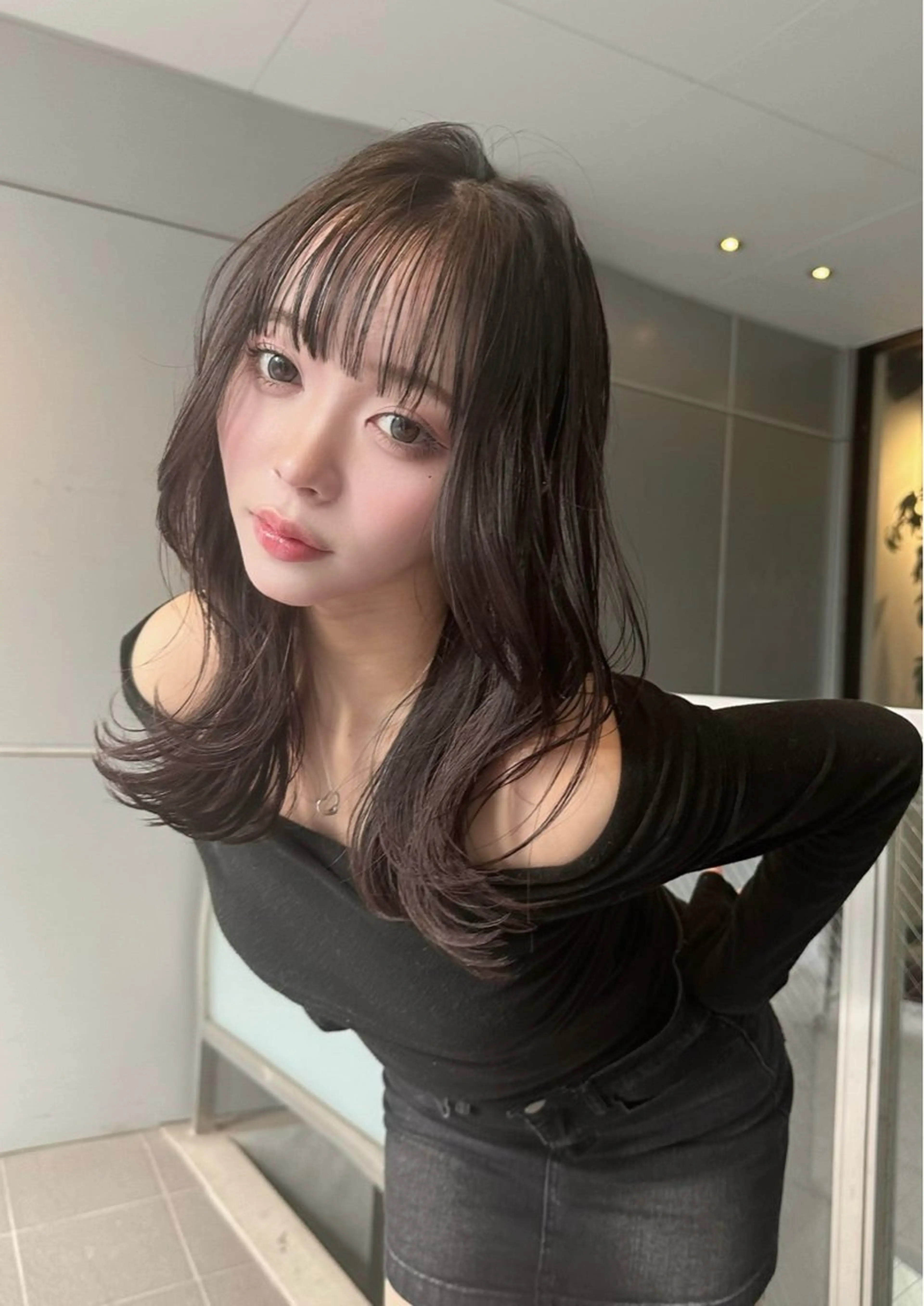 ミディアム 韓国風ヘア レイヤーカット A M Iのヘアスタイル