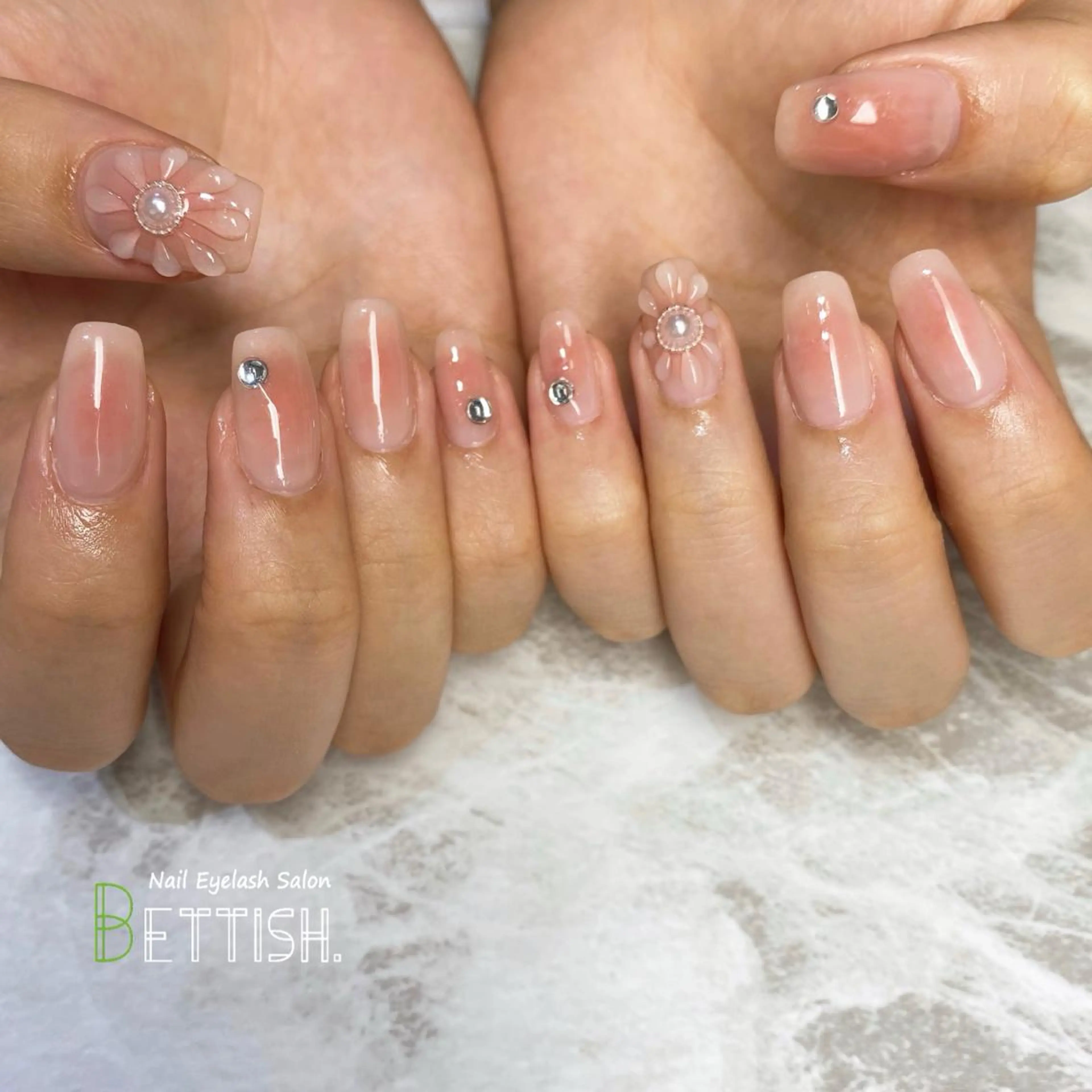 ネイル BETTISH. NANAHOのネイルデザイン