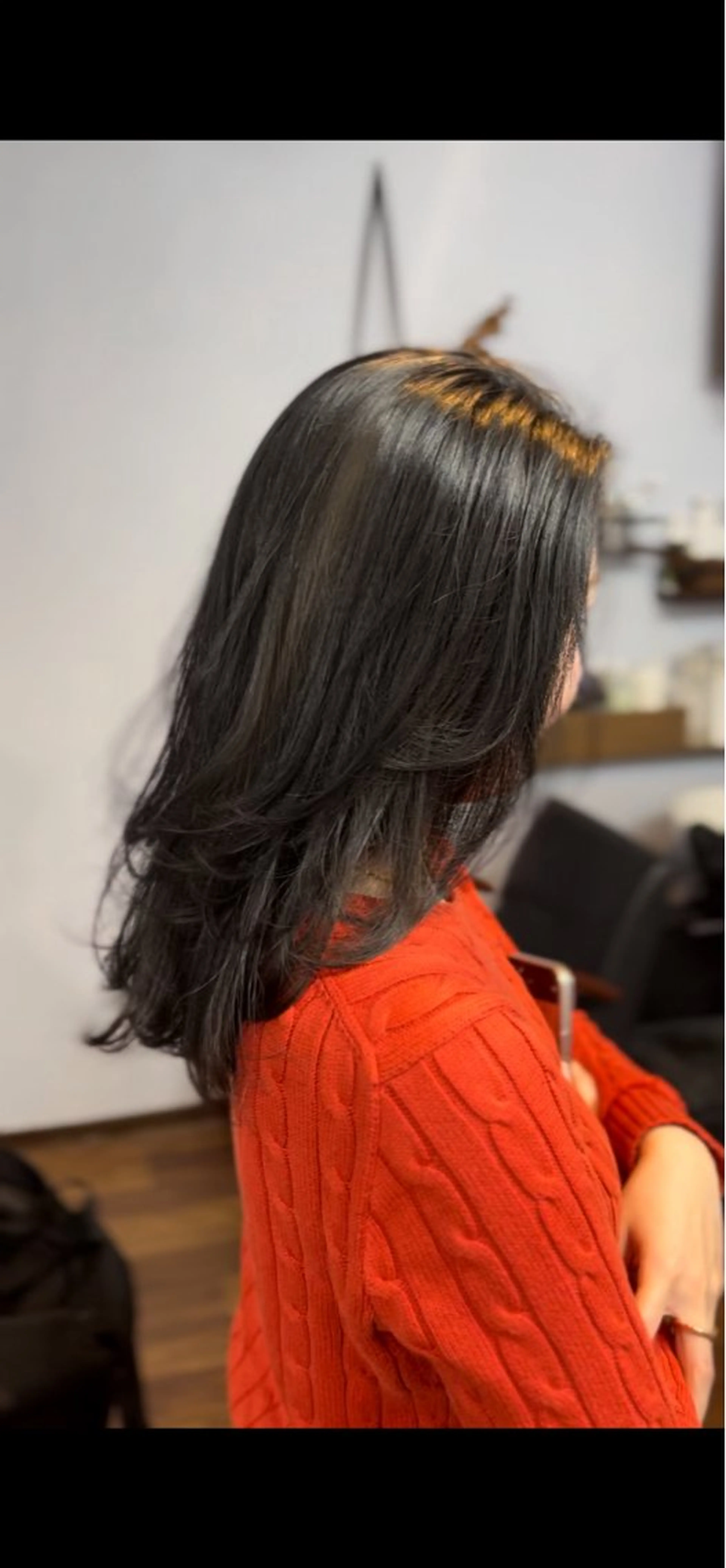 ミディアム カラー グレージュ かきあげバング レイヤーカット 🌈美髪✂︎艶色🎨 頭皮改善🍀TAKUのヘアスタイル