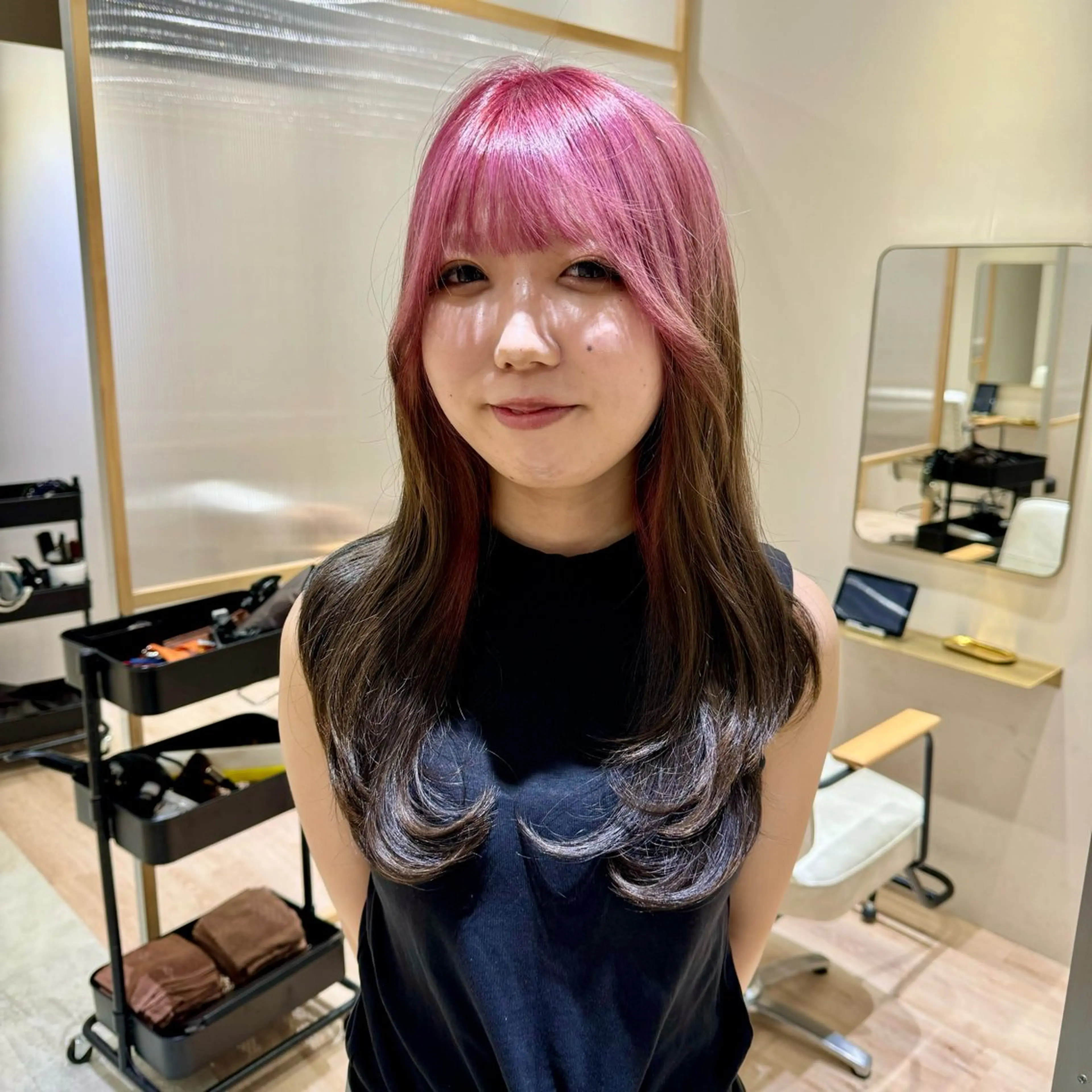 カラー ハイトーン×レイヤー /RINのヘアスタイル