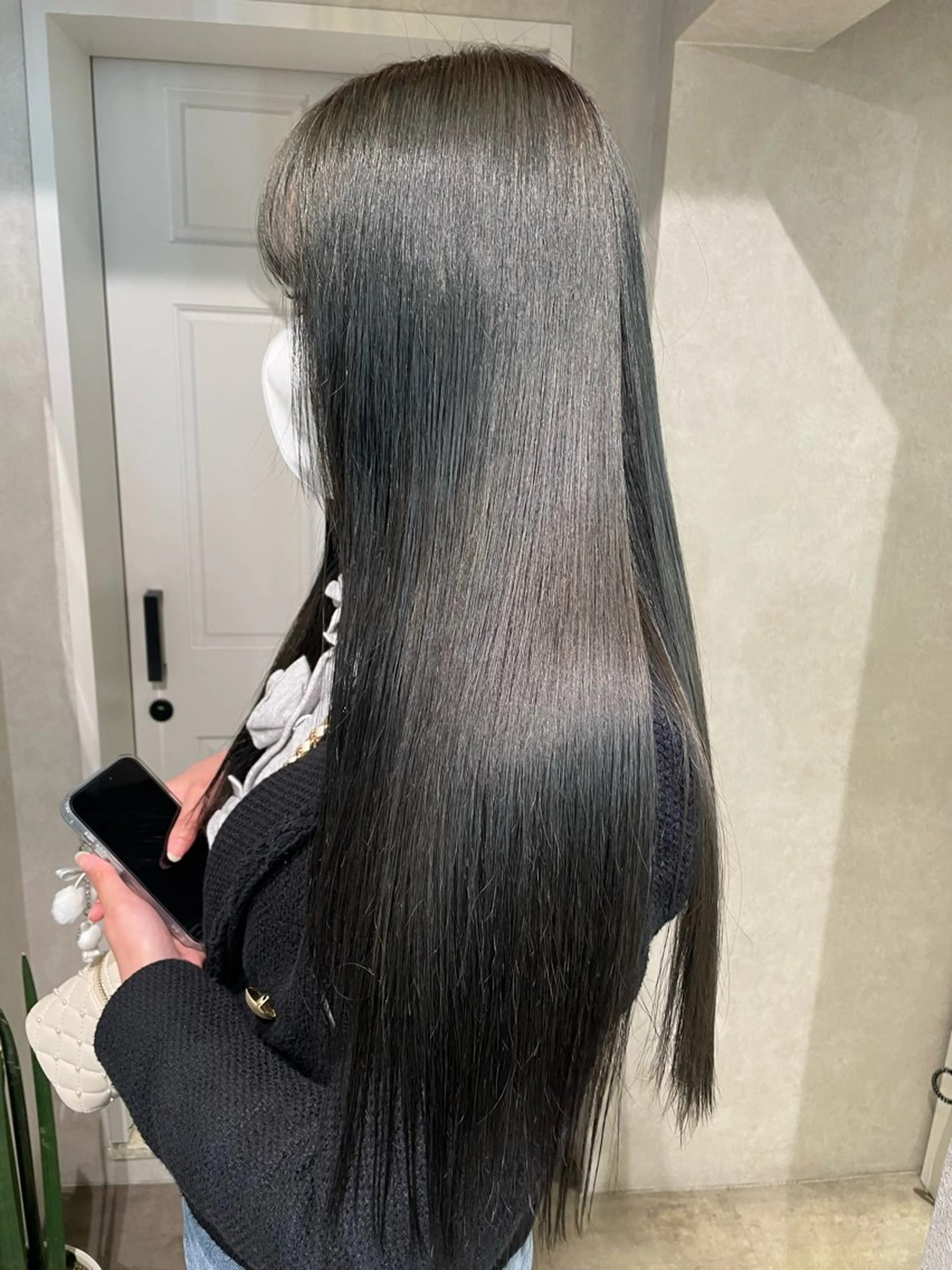 ロング カラー グレージュ オリーブグレージュ オリーブグレー トリートメント 酸性ストレート カット ヘアカラー トリートメント ナチュラル透明感🌱 小山美樹子のヘアスタイル