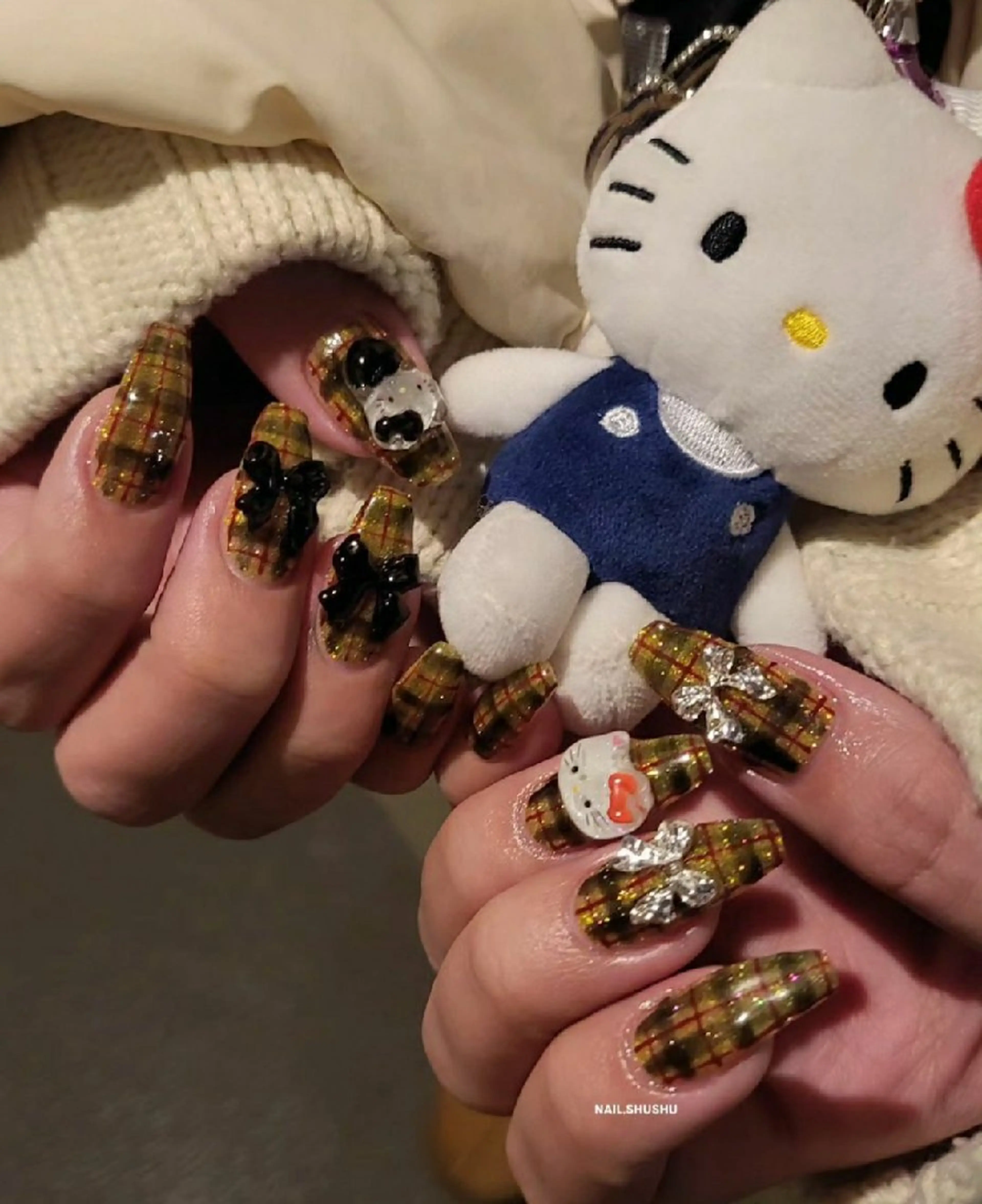 ネイル 持ち込み ニュアンスネイル ワンカラーネイル シンプルネイル 冬ネイル ハンドネイル 3dパーツ/流行り 👧shushu❤️のネイルデザイン