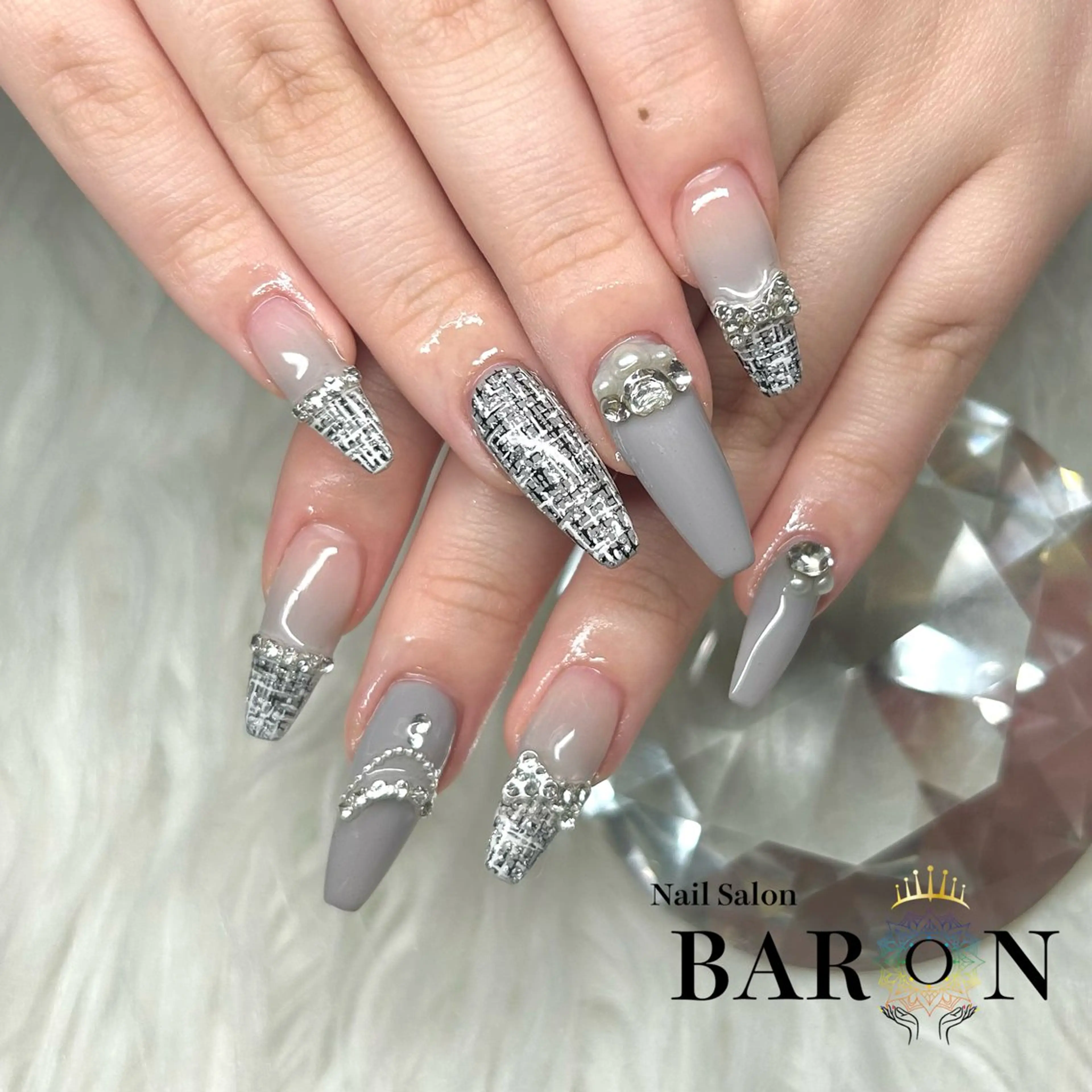 ネイル ツイードネイル ♛︎BARON♛︎ SUMIRE.のネイルデザイン