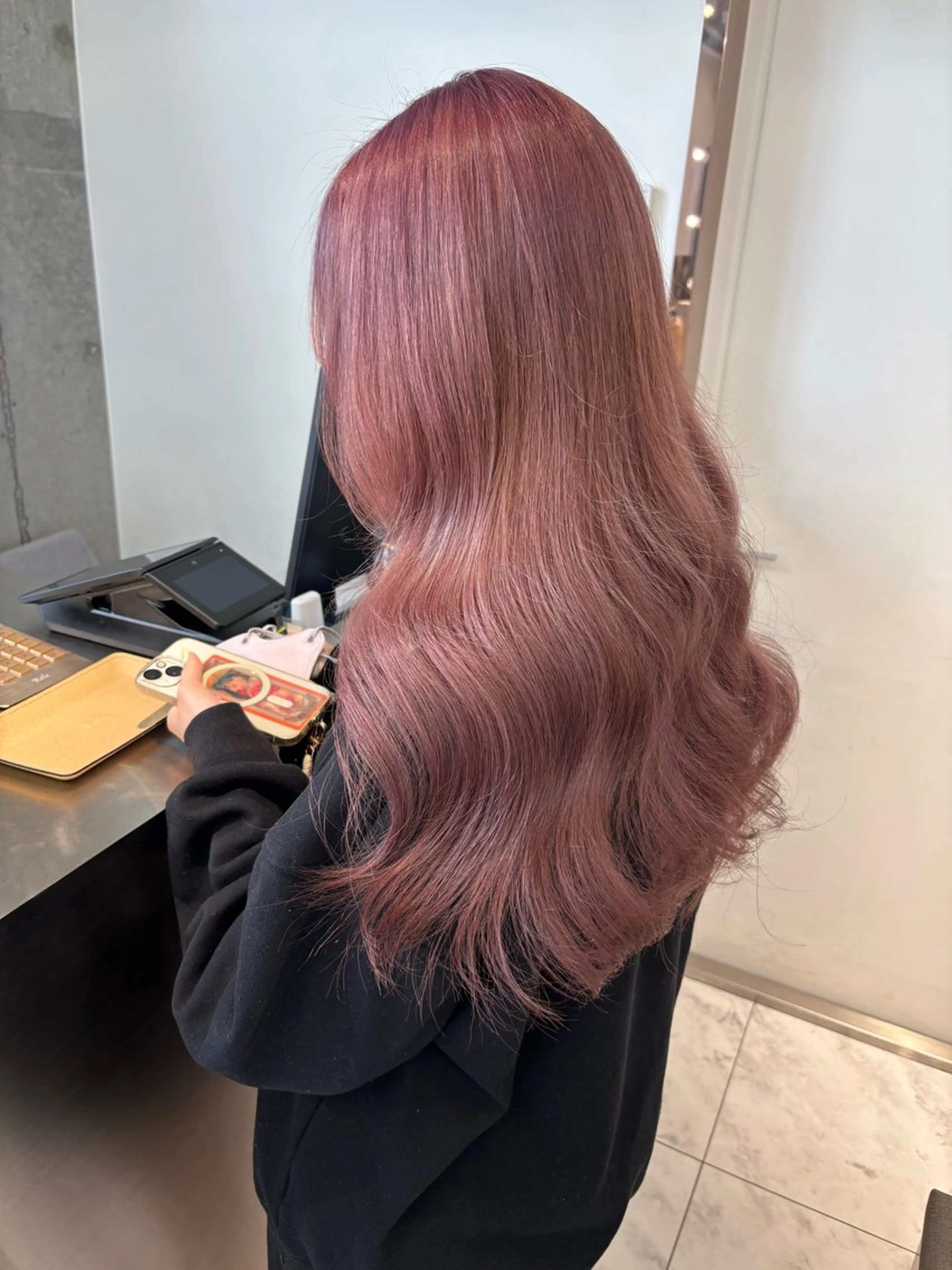 ミディアム カラー ブリーチ ボブ 韓国風ヘア レイヤーカット トリートメント ヘアカラー rina／ベージュ ワンホン/韓国ヘアのヘアスタイル