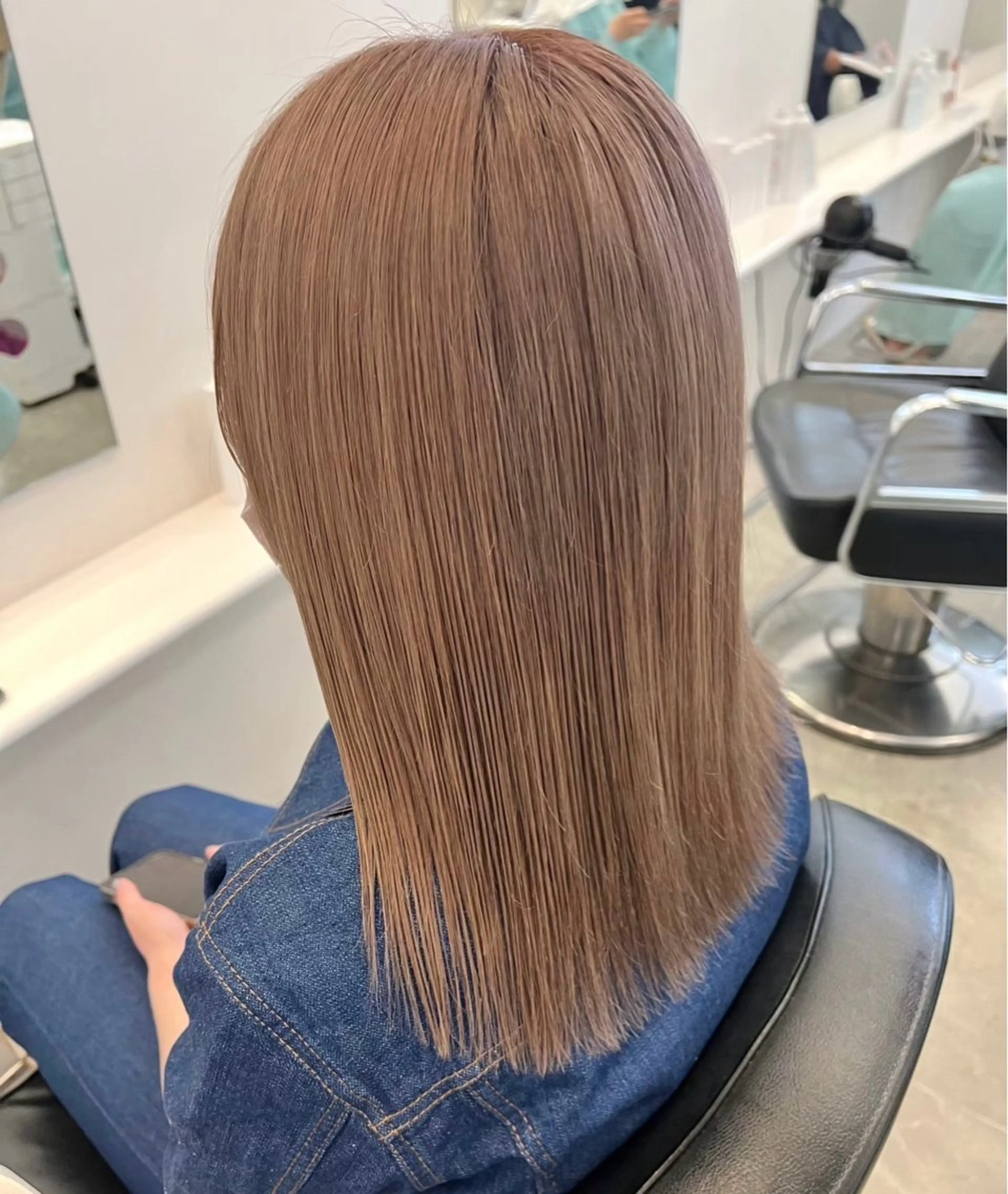 セミロング カラー ヘアカラー ParveMix 🩶🫧入江 香名のヘアスタイル