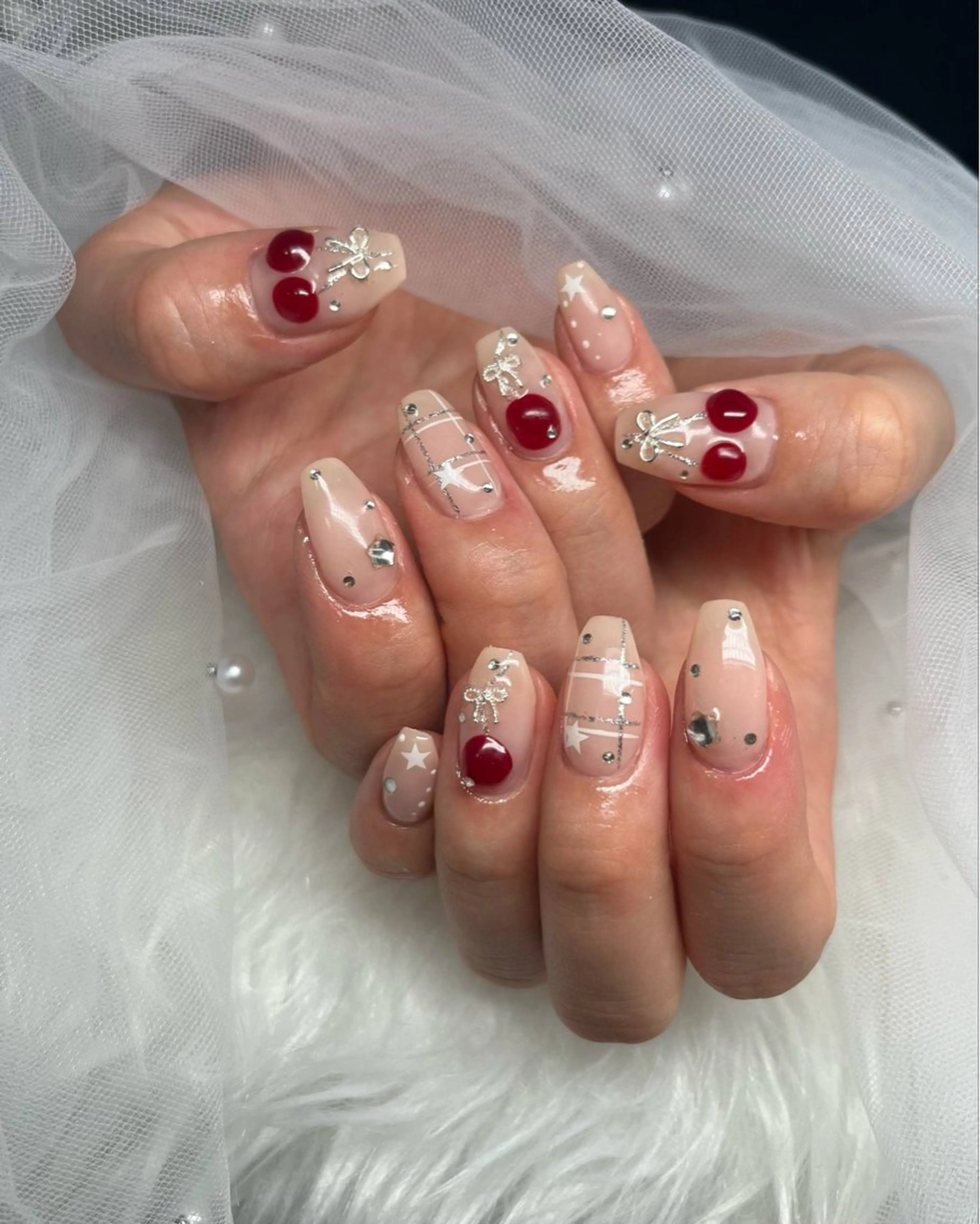 ネイル オーロラネイル フレンチネイル ジェルネイル ハロウィン キラキラネイル ハンドネイル H.baby Nail Salonのネイルデザイン