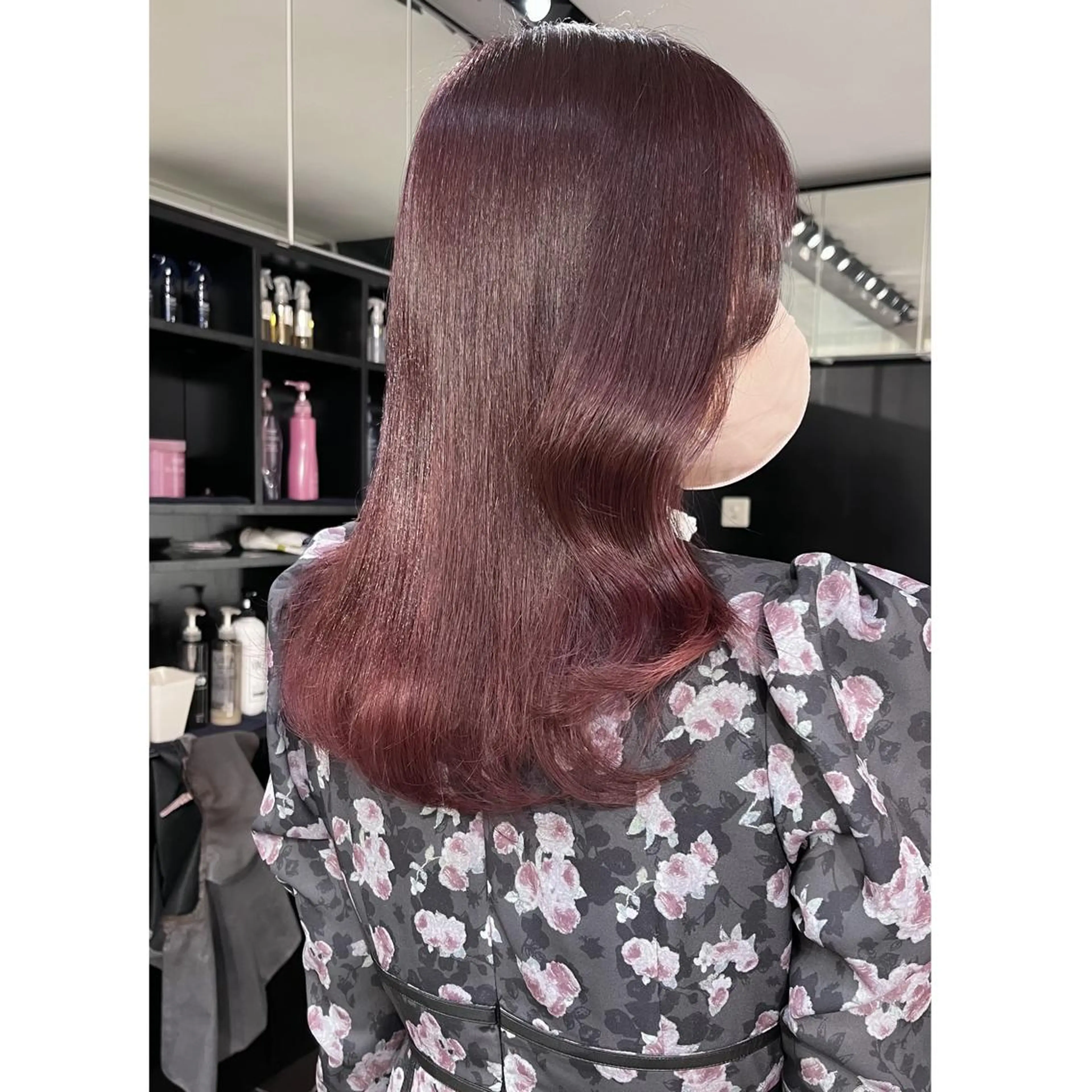 セミロング カラー ブリーチ ブリーチなしカラー ヘアカラー miyu /トレンド カラー×艶髪のヘアスタイル
