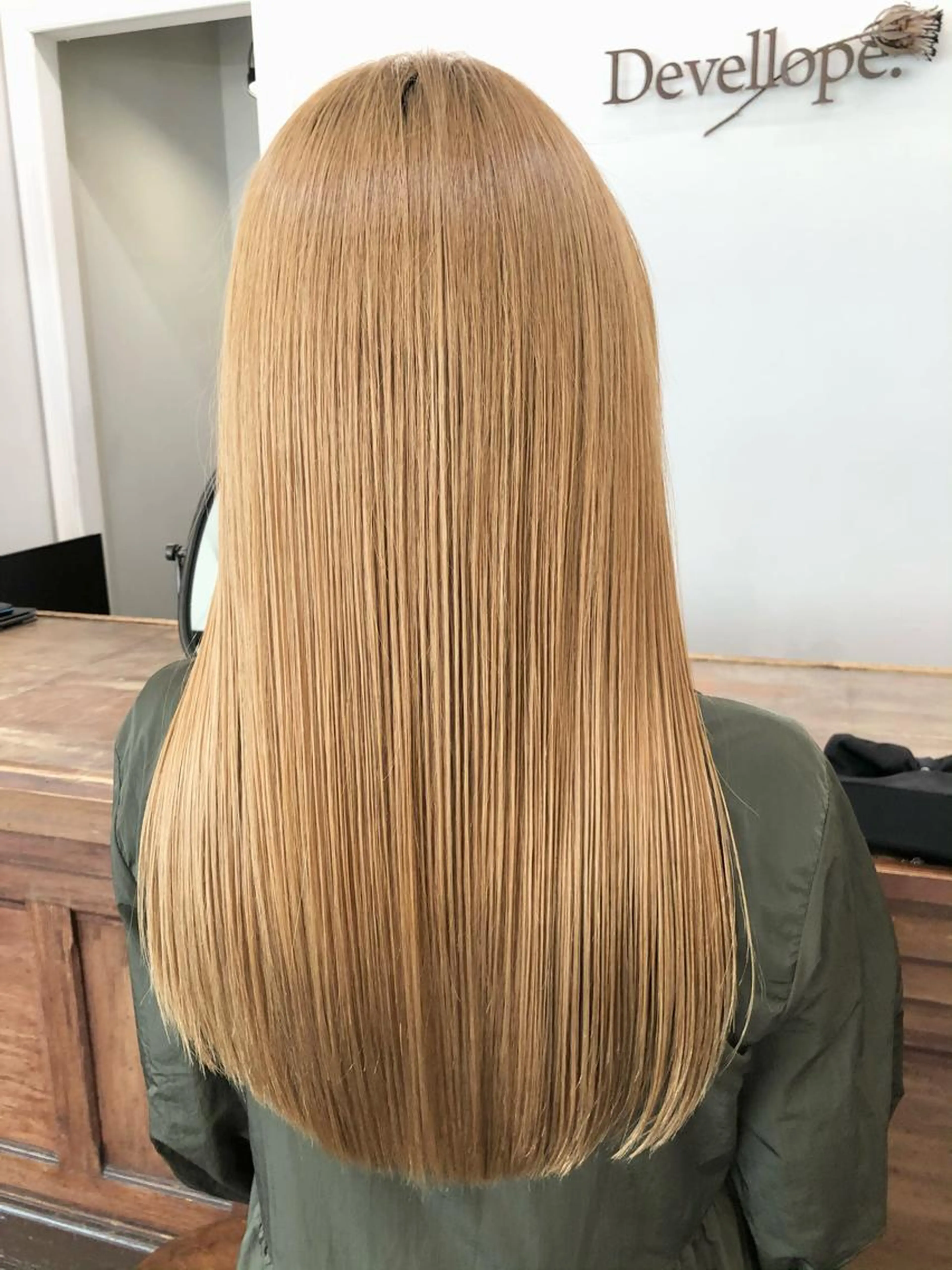 カット+髪質改善トリートメント(酸熱トリートメント)の写真