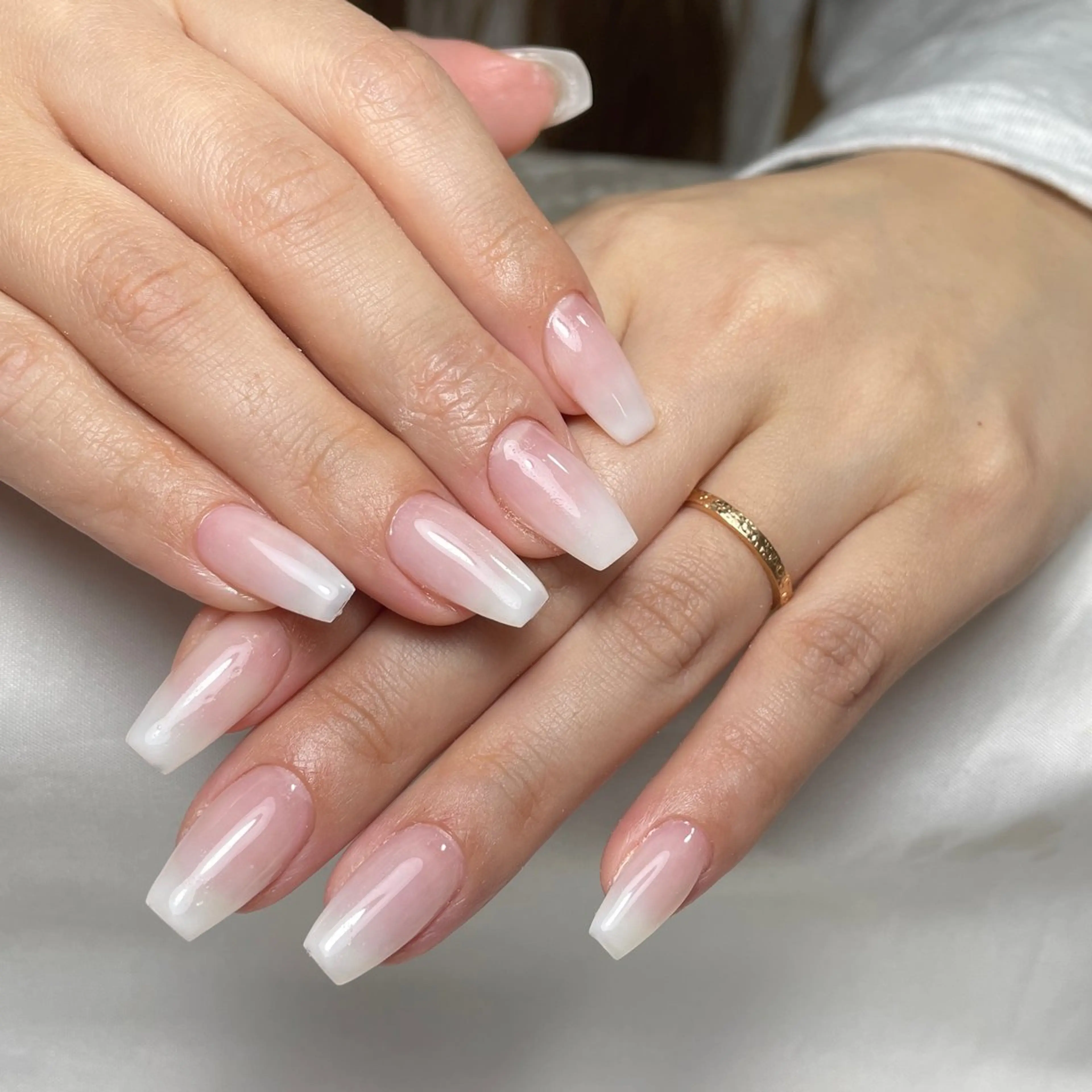 ネイル アートネイル フレンチネイル ジェルネイル グラデーション 韓国ネイル ハンドネイル 久保田 マリコのネイルデザイン