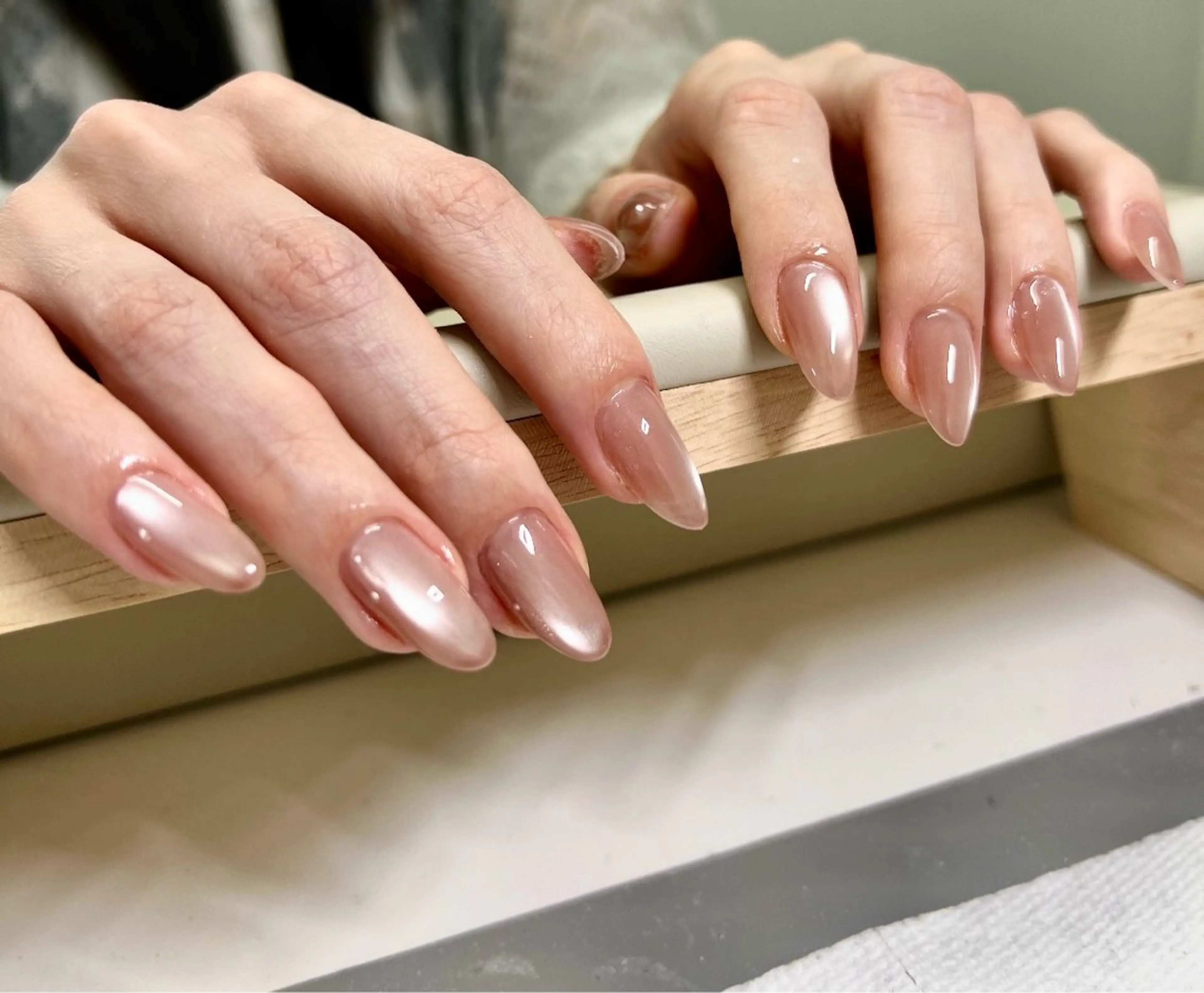 ネイル アートネイル オーロラネイル チークネイル 長さ出し フレンチネイル ハンドネイル Yumi Nail Seiのネイルデザイン