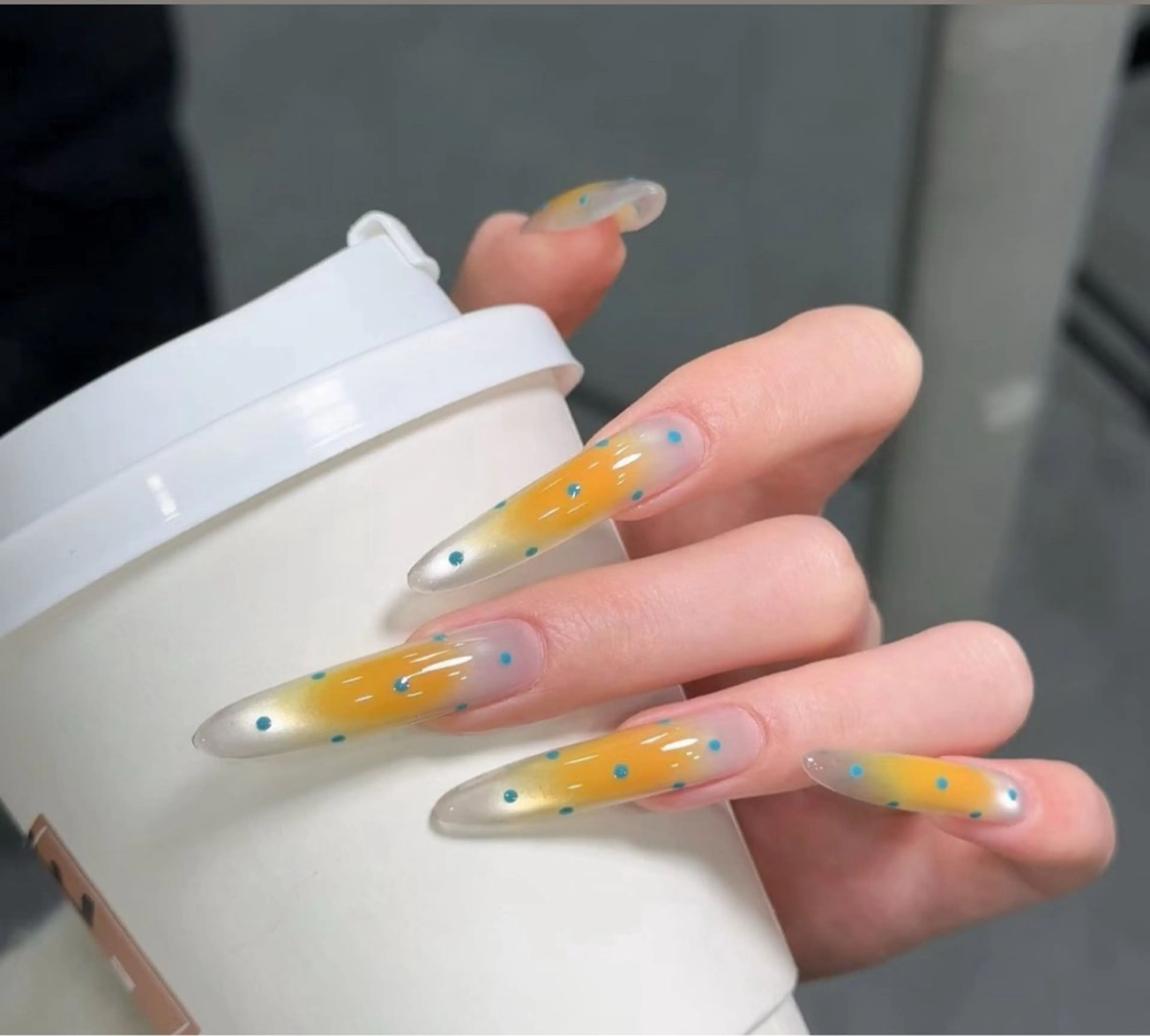 ネイル アートネイル オーロラネイル チークネイル フレンチネイル ガラスフレンチ 🎀🎀YooLi Nail Salonのネイルデザイン