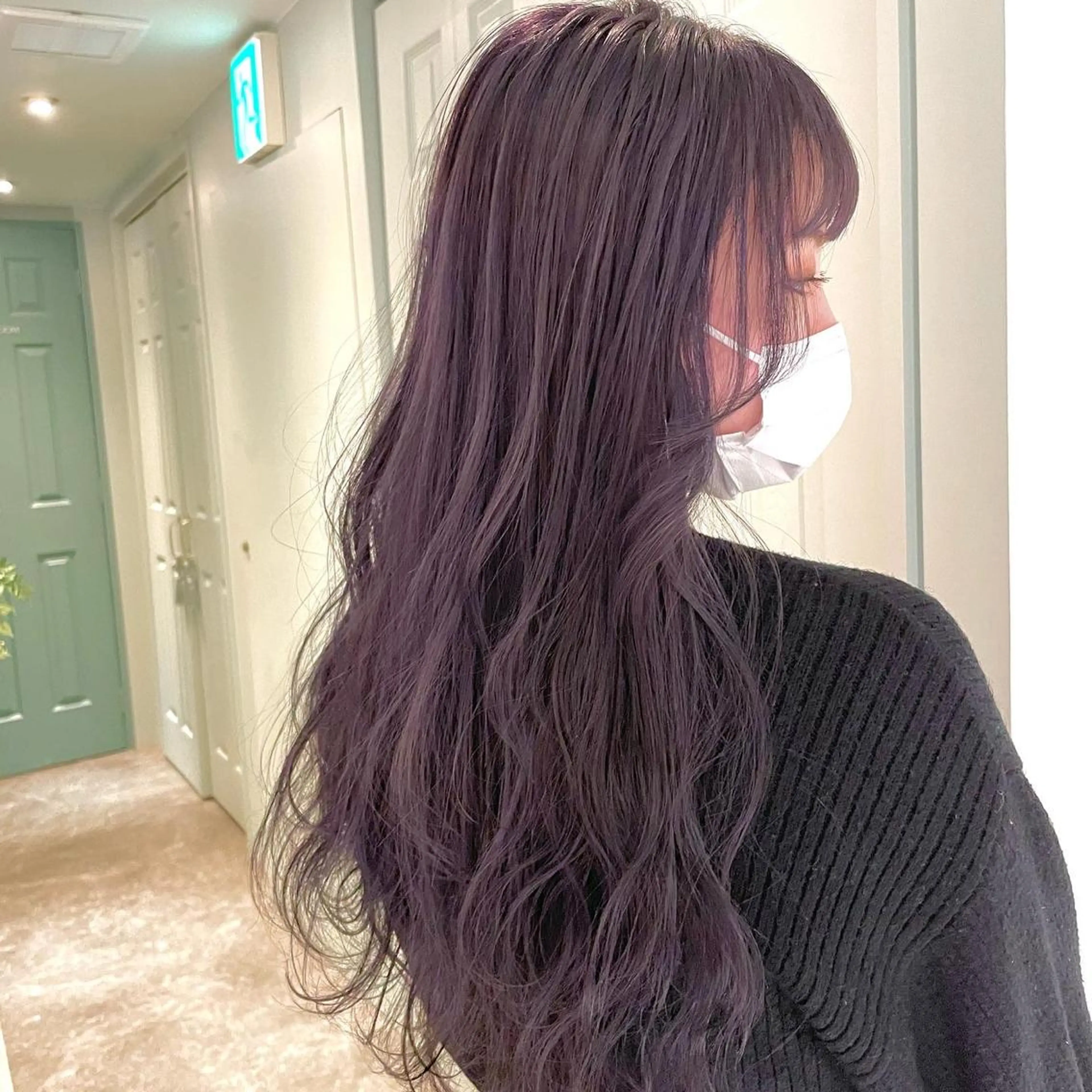 カラー 渡辺 麻衣のヘアスタイル