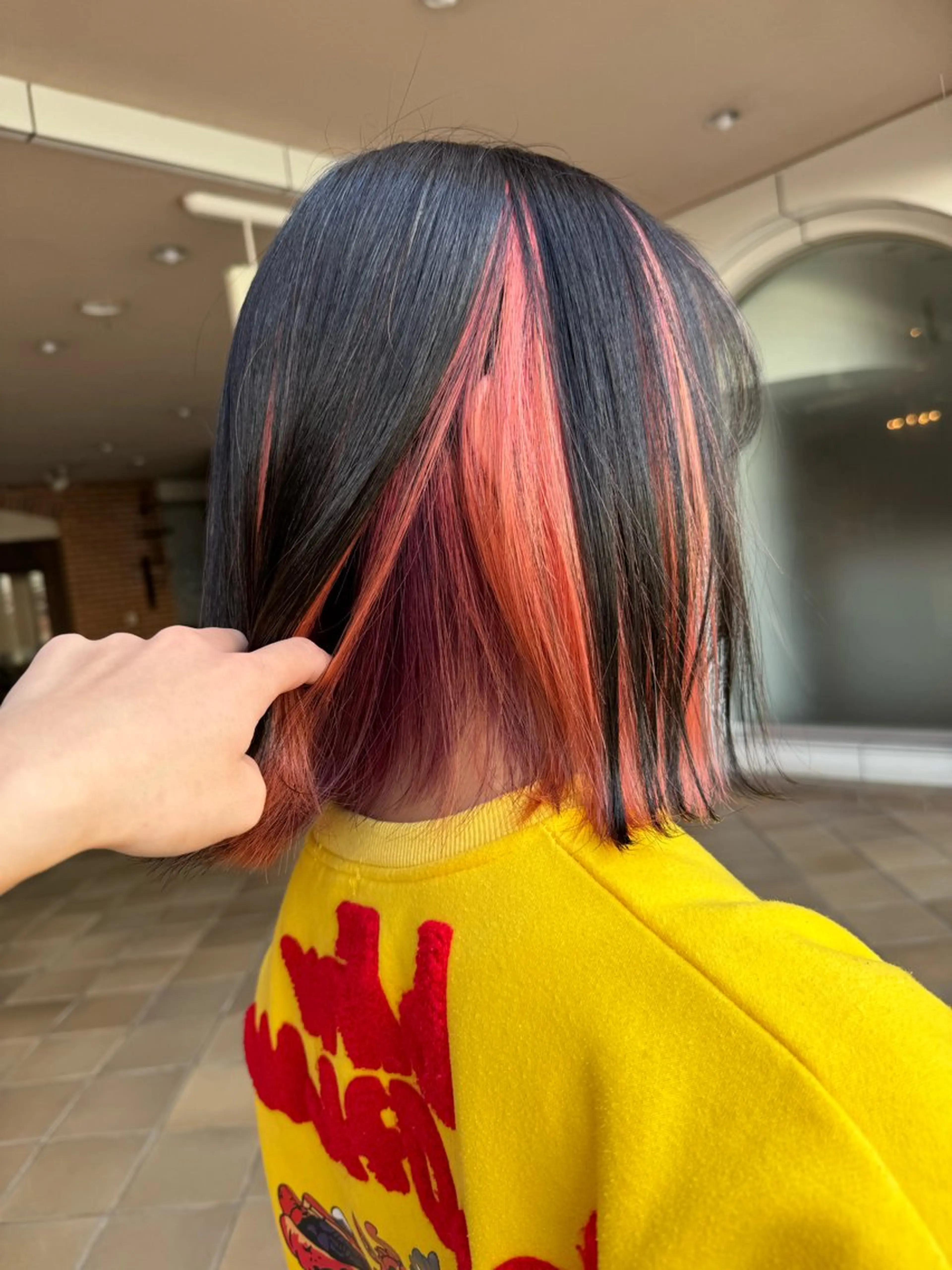 ショート カラー インナーカラー ピンクカラー パープルカラー AIREYEBROW 🤍ERINAのマツエク・マツパデザイン