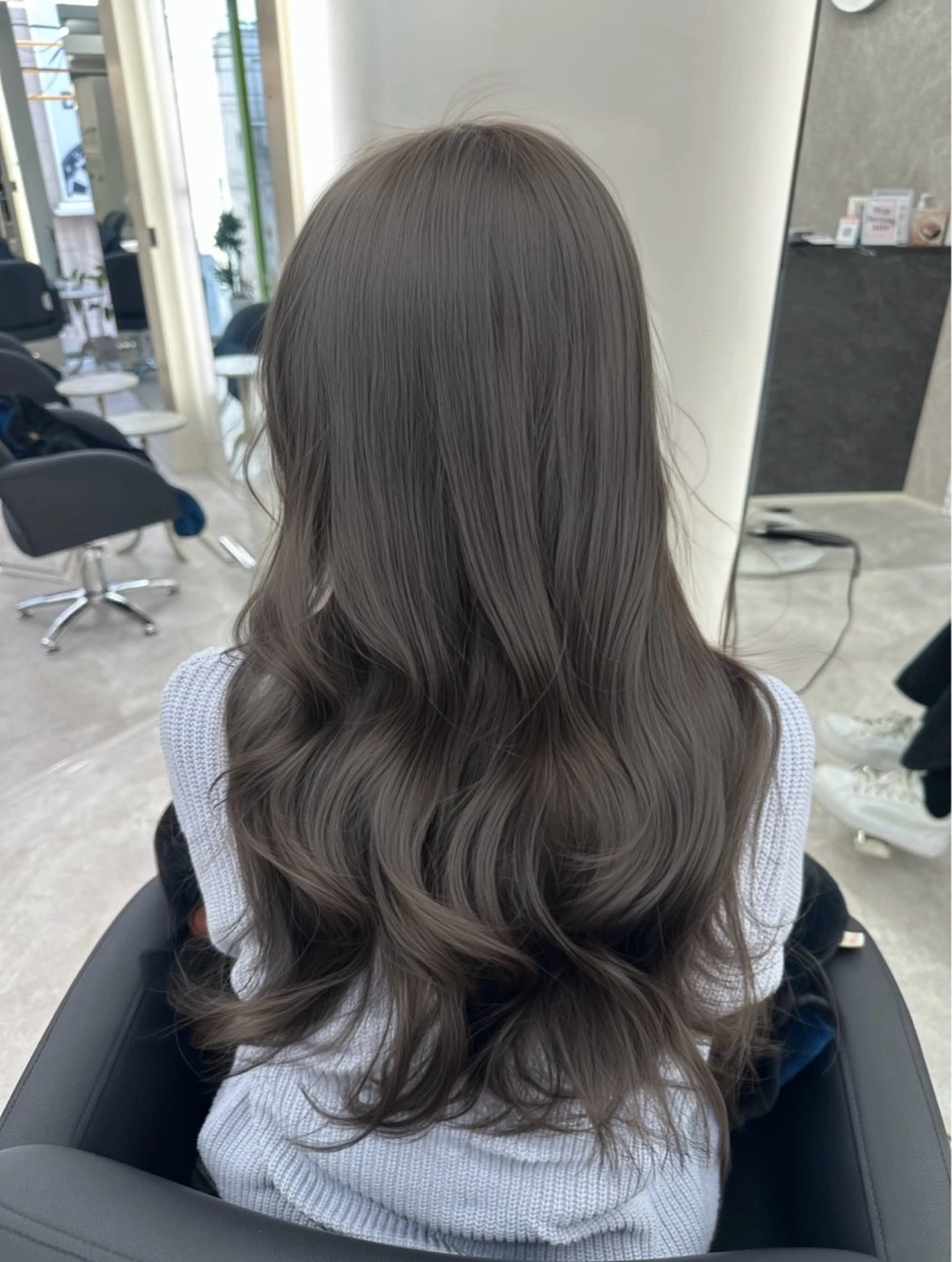 ロング カラー ブリーチ 透明感カラー グレージュ ブリーチなしカラー カット ヘアカラー 田之上千尋/透明感 ブリーチなし/韓国風のヘアスタイル