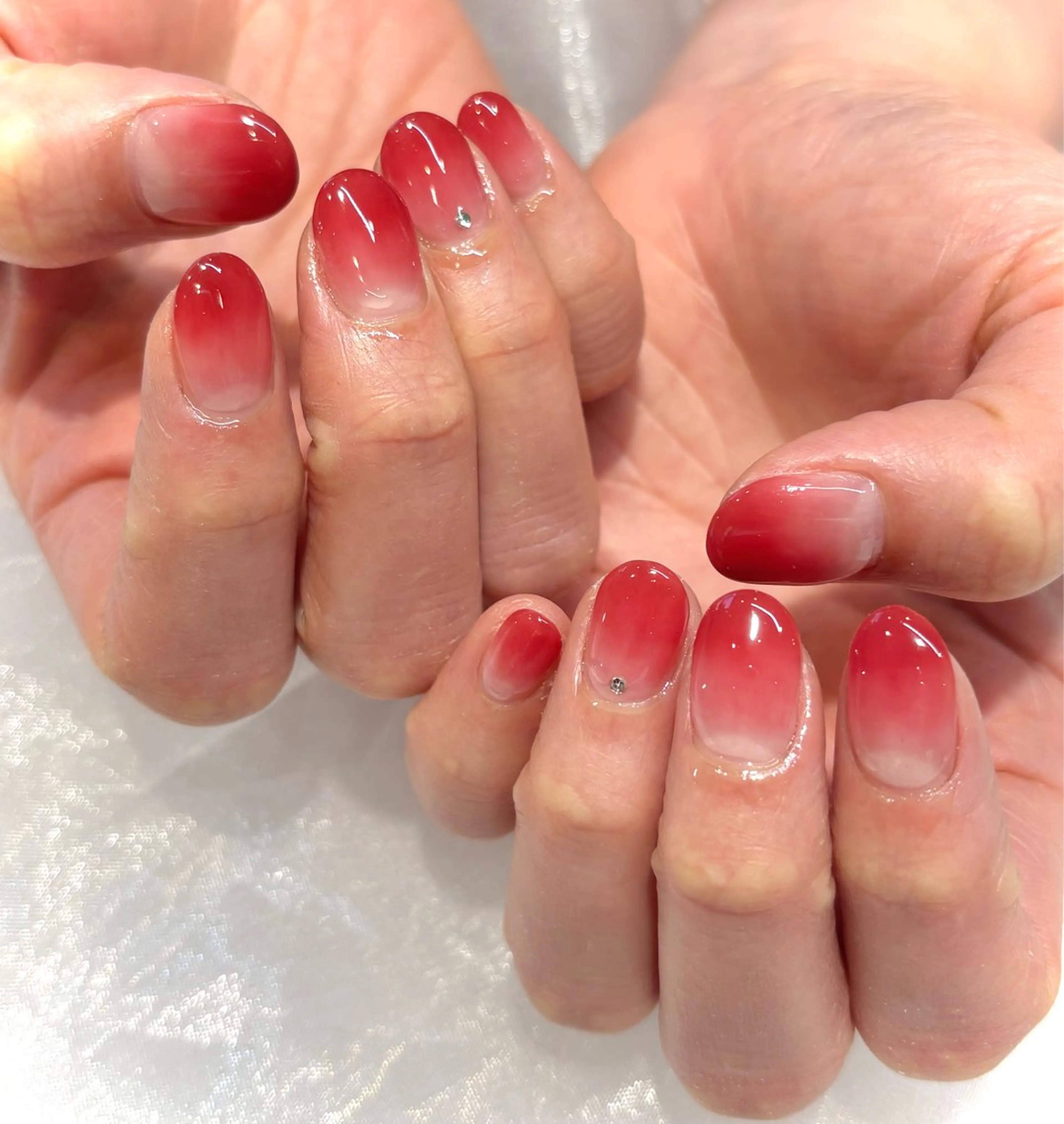 ネイル ストーンネイル ハンドネイル 橋元 珠梨のネイルデザイン