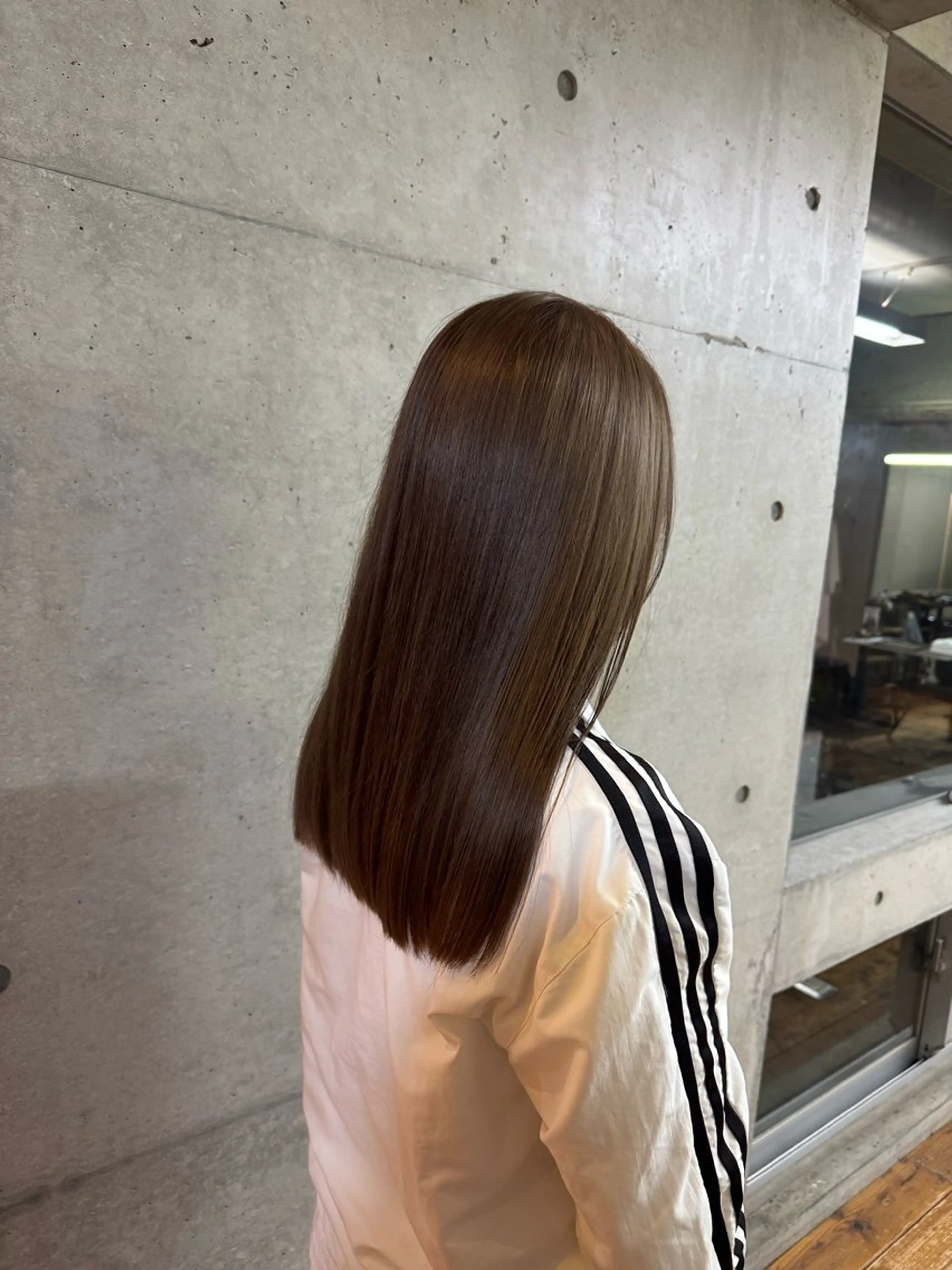 ミディアム ヘアカラー MISAKI ‎のヘアスタイル