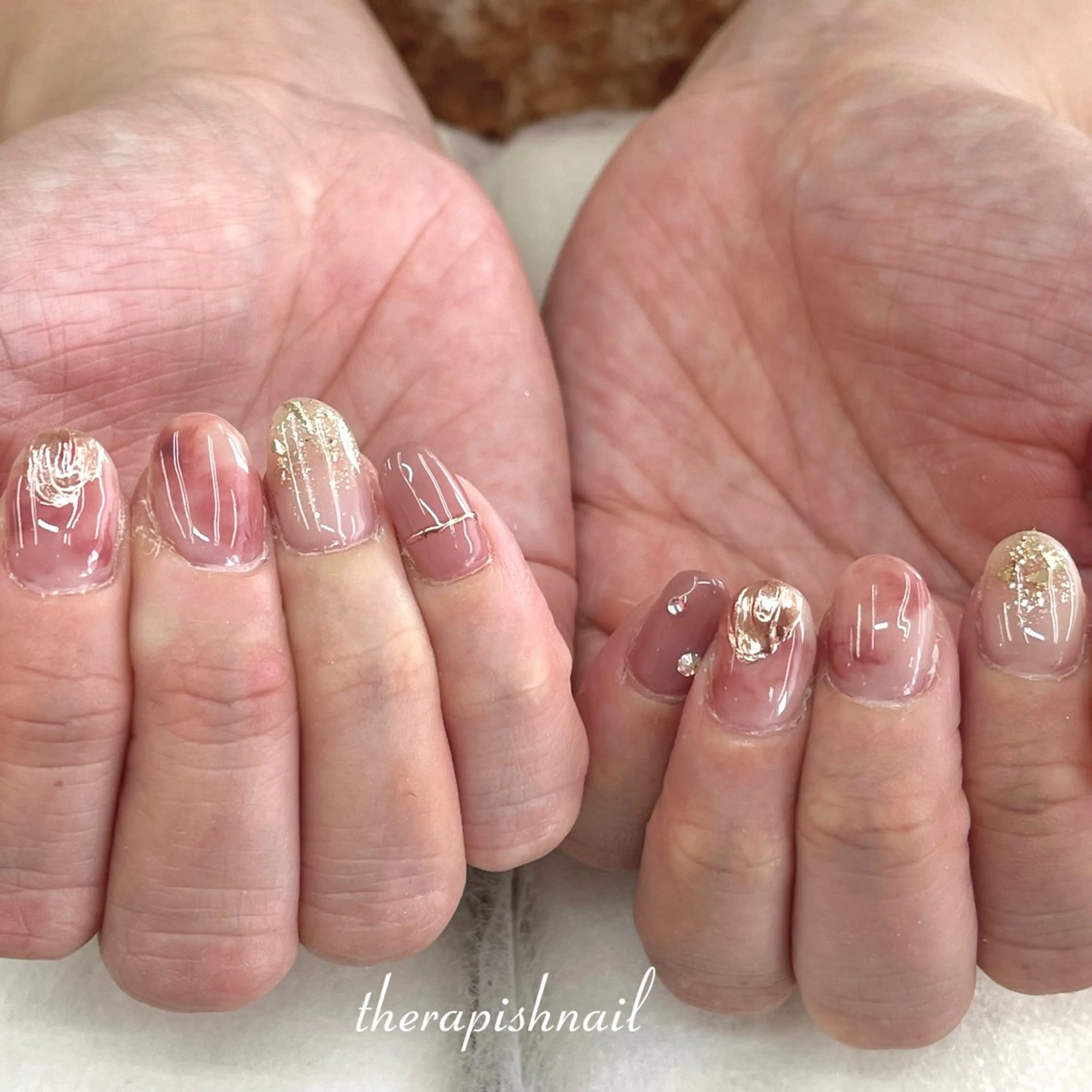 ネイル ストーンネイル therapish 東三国徒歩1分 ゆなのネイルデザイン