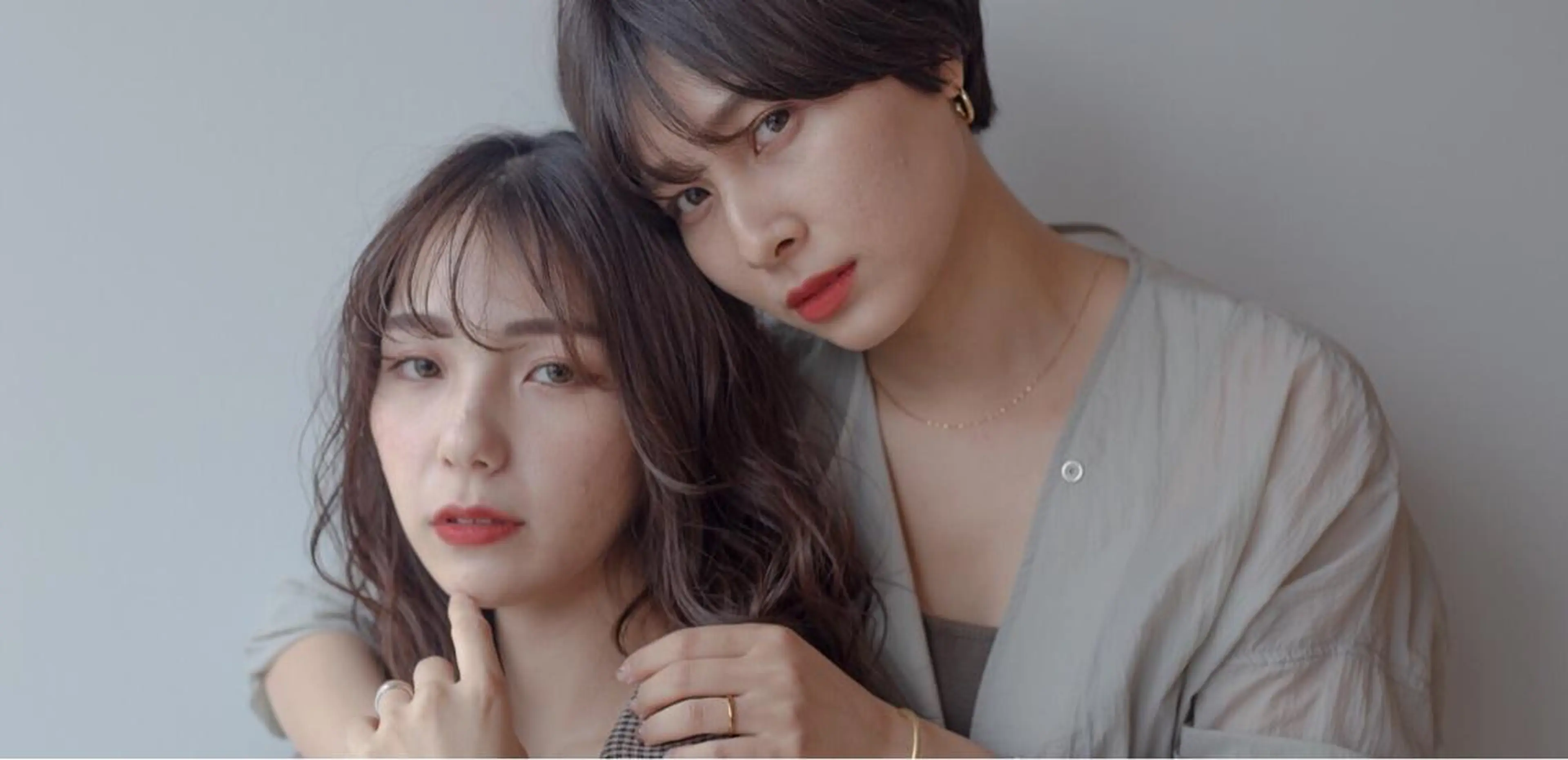 ミディアム 岸川 恭子のヘアスタイル