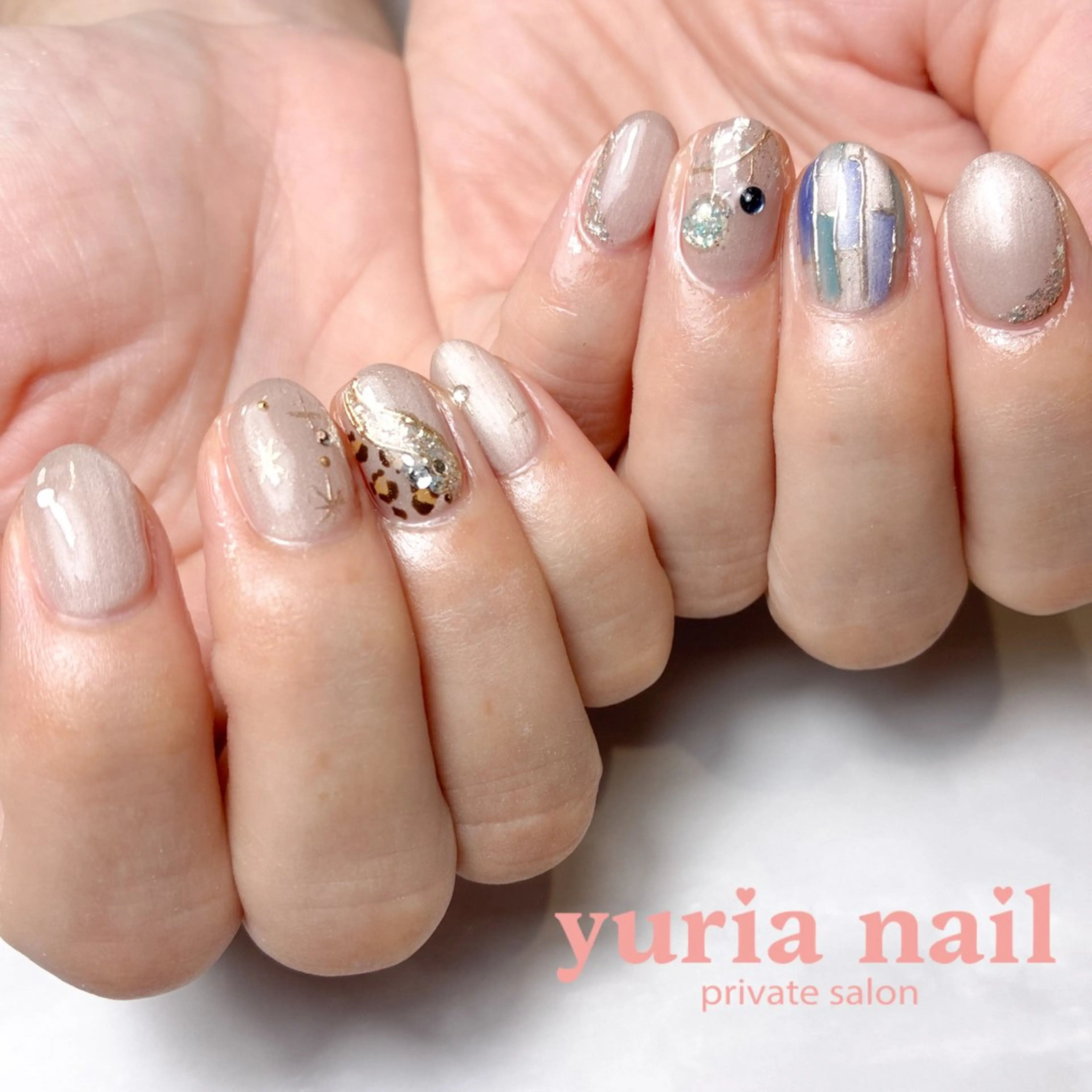 ネイル アニマル柄 アートネイル ジェルネイル ラメ(グリッター) マグネットネイル ハンドネイル 小林 ゆりあのネイルデザイン